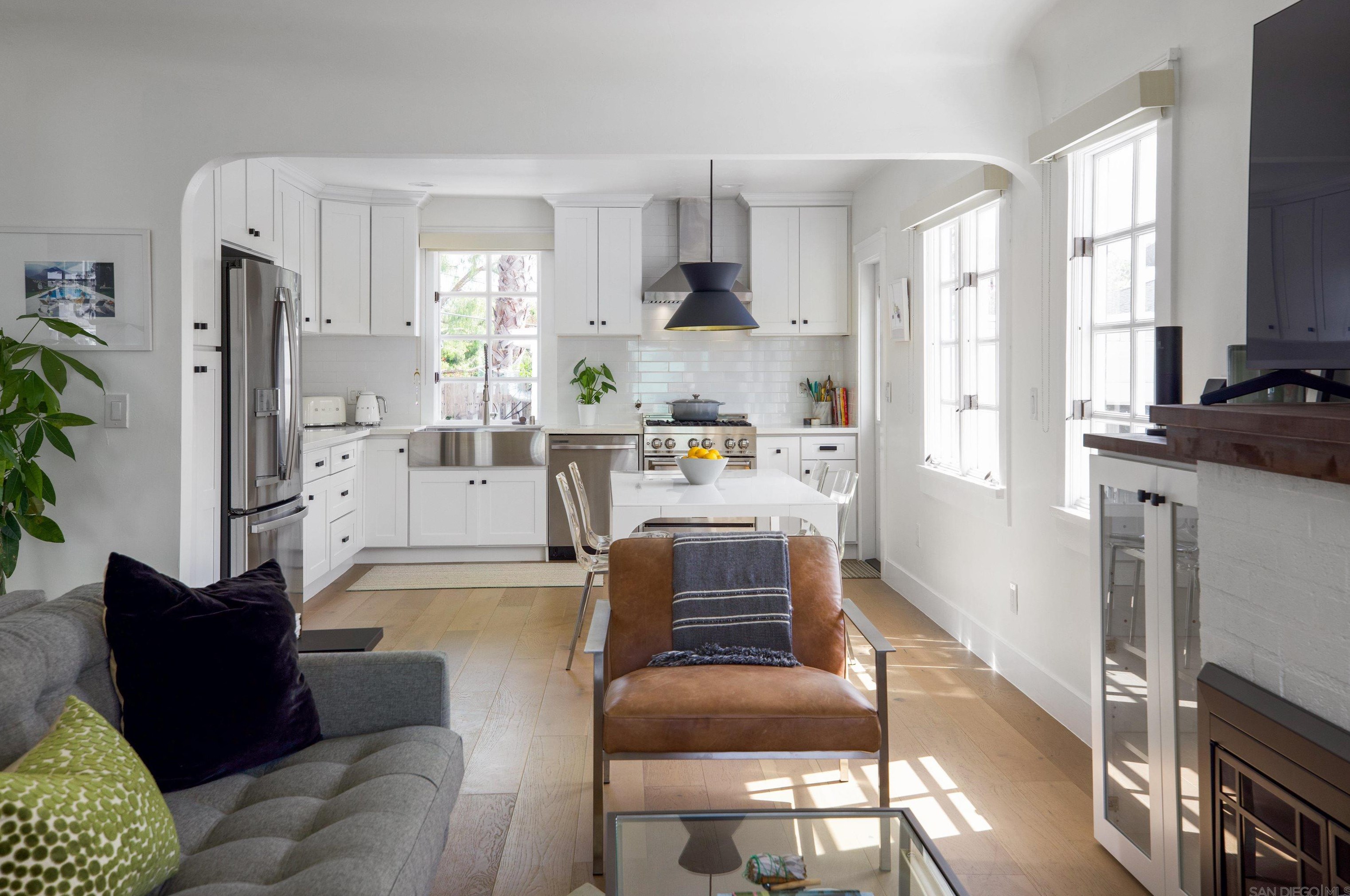 3349 Myrtle Ave, San Diego CA  92104-4348 exterior