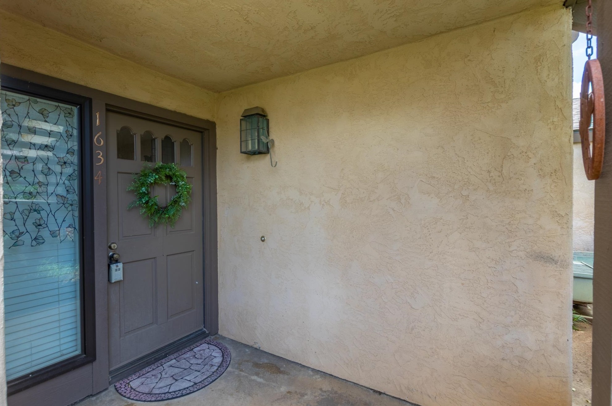 1634 Pala Lake Dr, Fallbrook CA  92028-4911 exterior