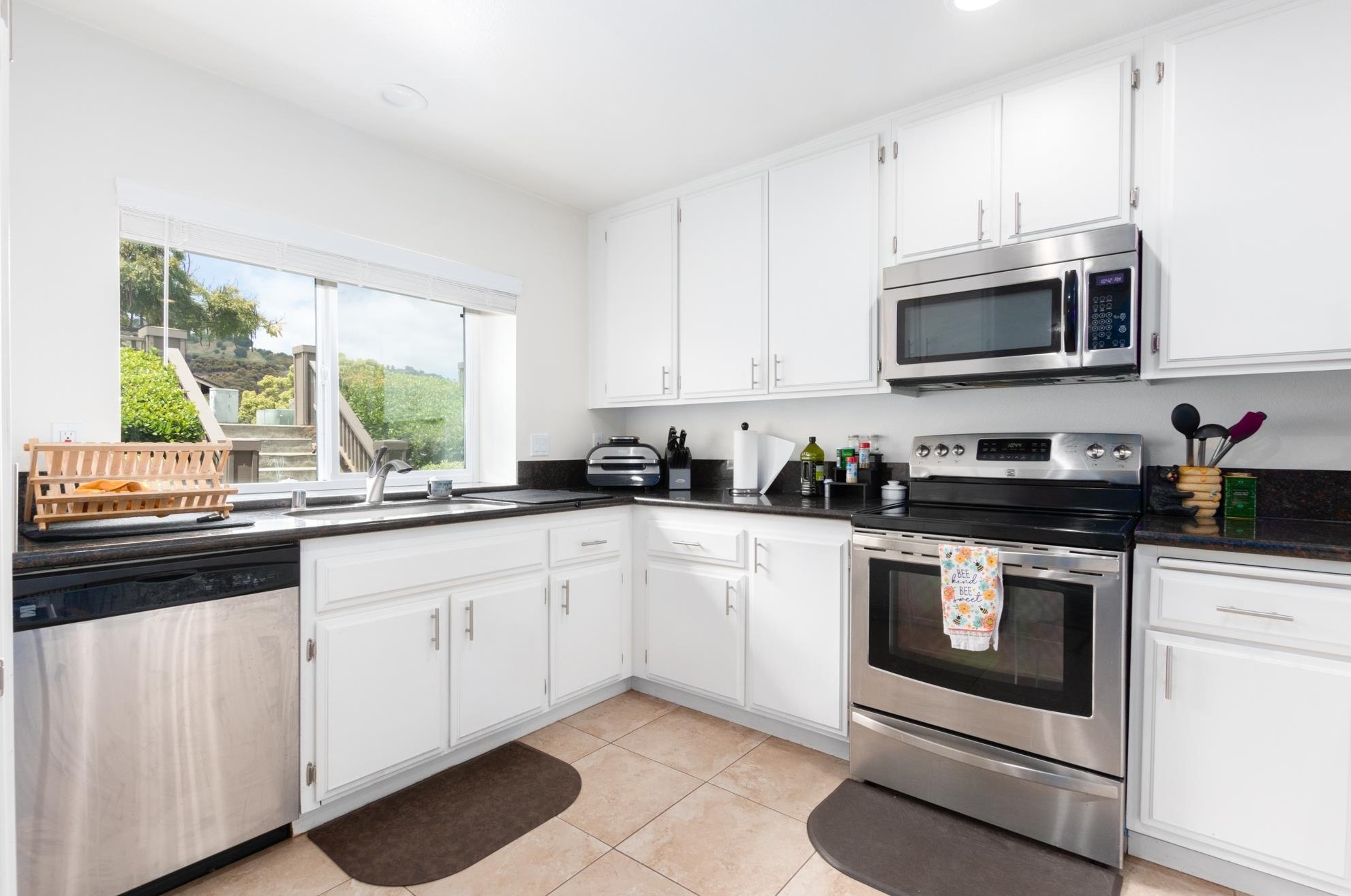 1634 Pala Lake Dr, Fallbrook CA  92028-4911 exterior
