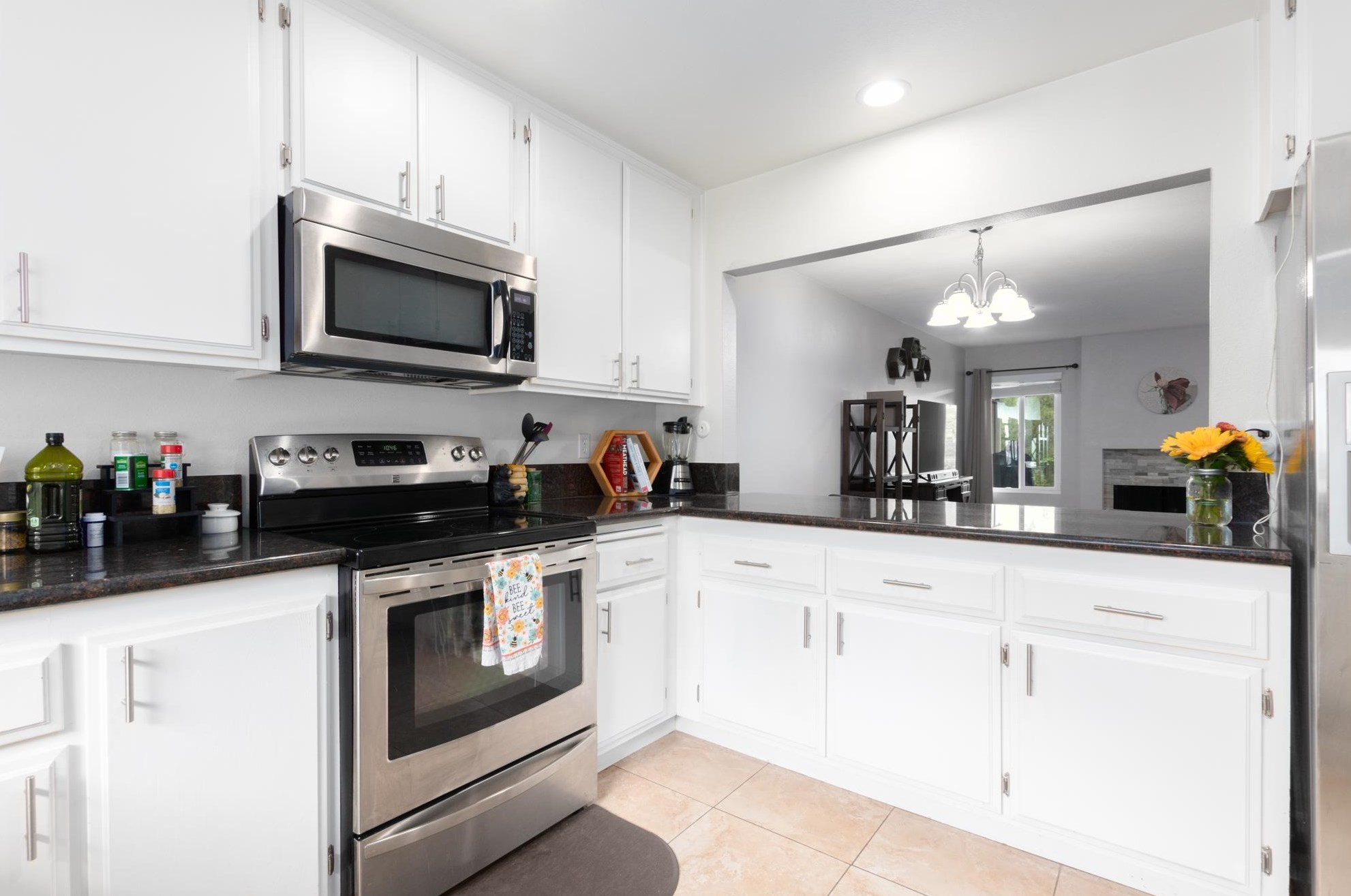 1634 Pala Lake Dr, Fallbrook CA  92028-4911 exterior