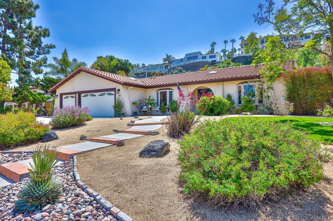 4956 Golfglen Rd, Bonita CA  91902-2512 exterior