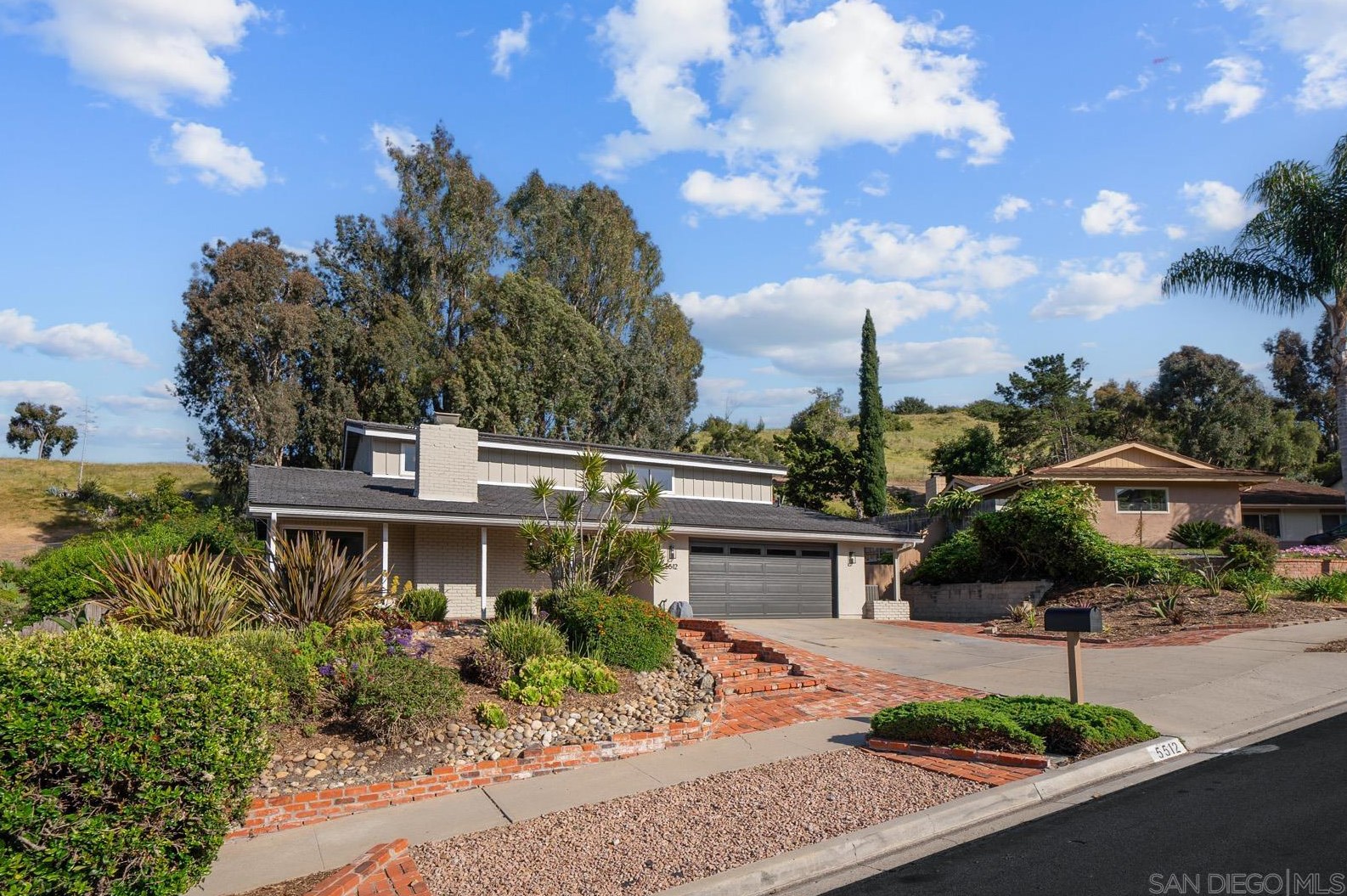 5512 Horse Ridge Way, Bonita CA  91902-2810 exterior