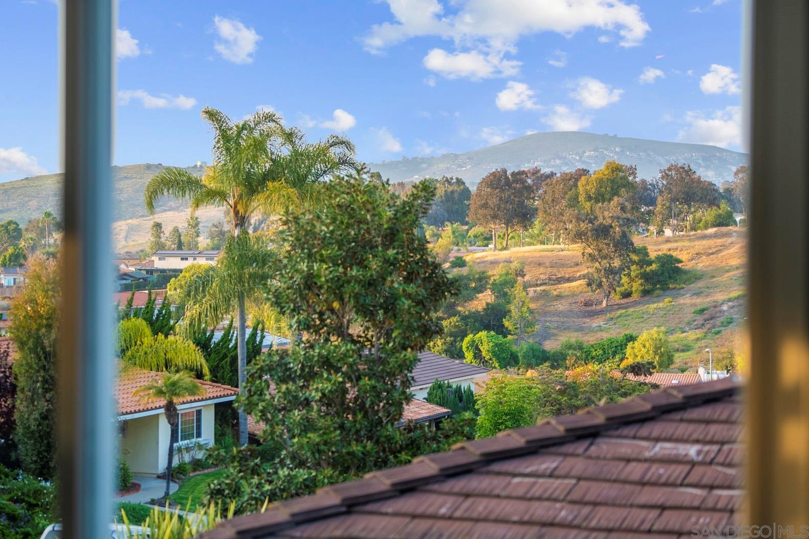 5512 Horse Ridge Way, Bonita CA  91902-2810 exterior