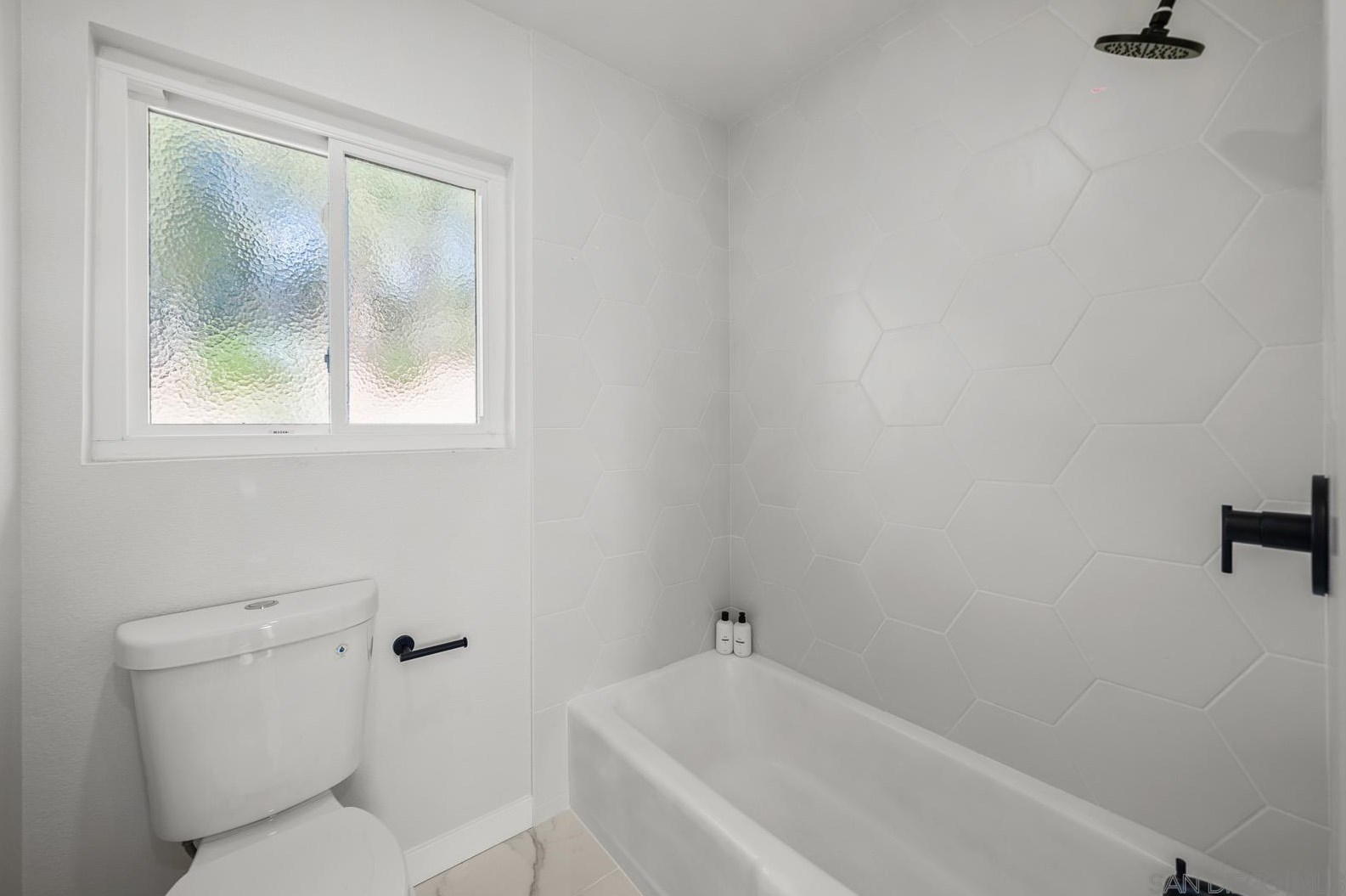 5512 Horse Ridge Way, Bonita CA  91902-2810 exterior