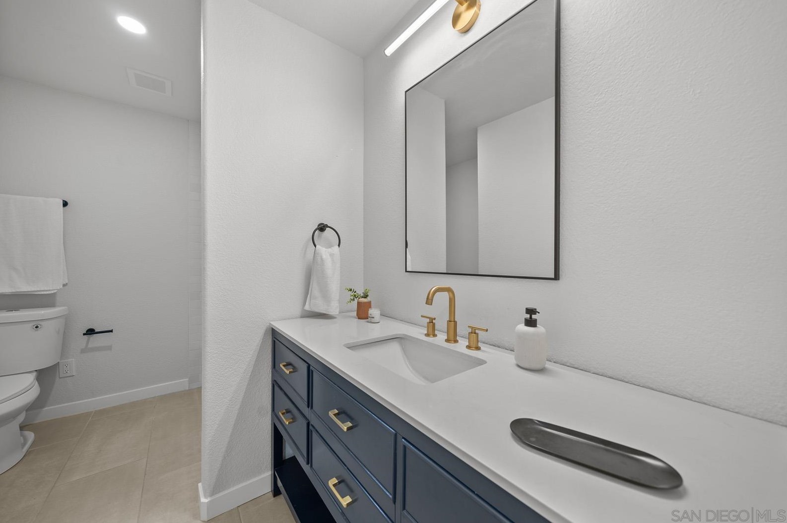 5512 Horse Ridge Way, Bonita CA  91902-2810 exterior