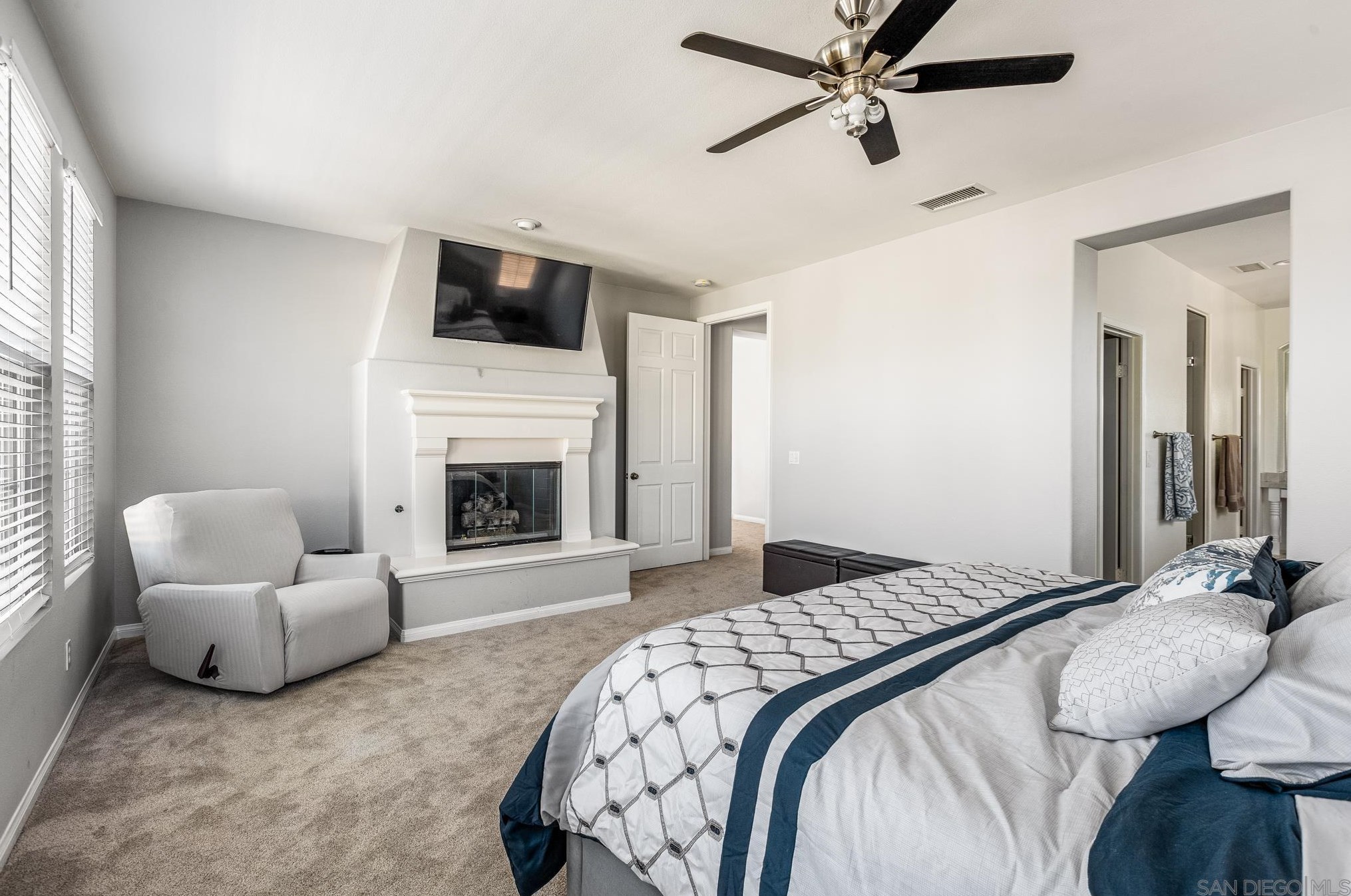 1471 Canoe Creek Way, Chula Vista CA  91915-1634 exterior