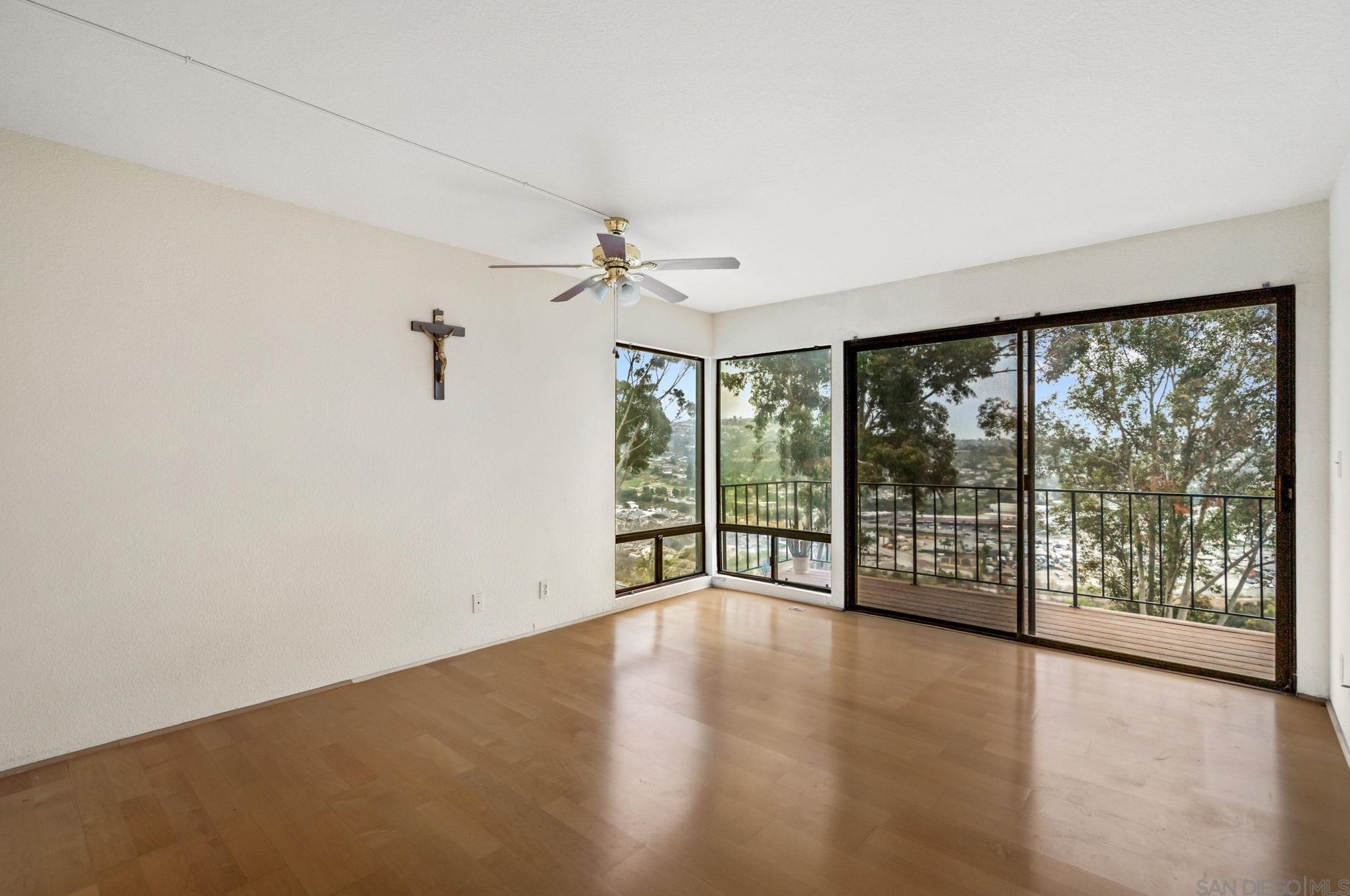 11439 Cascada Way, San Diego CA 92124-2880 exterior