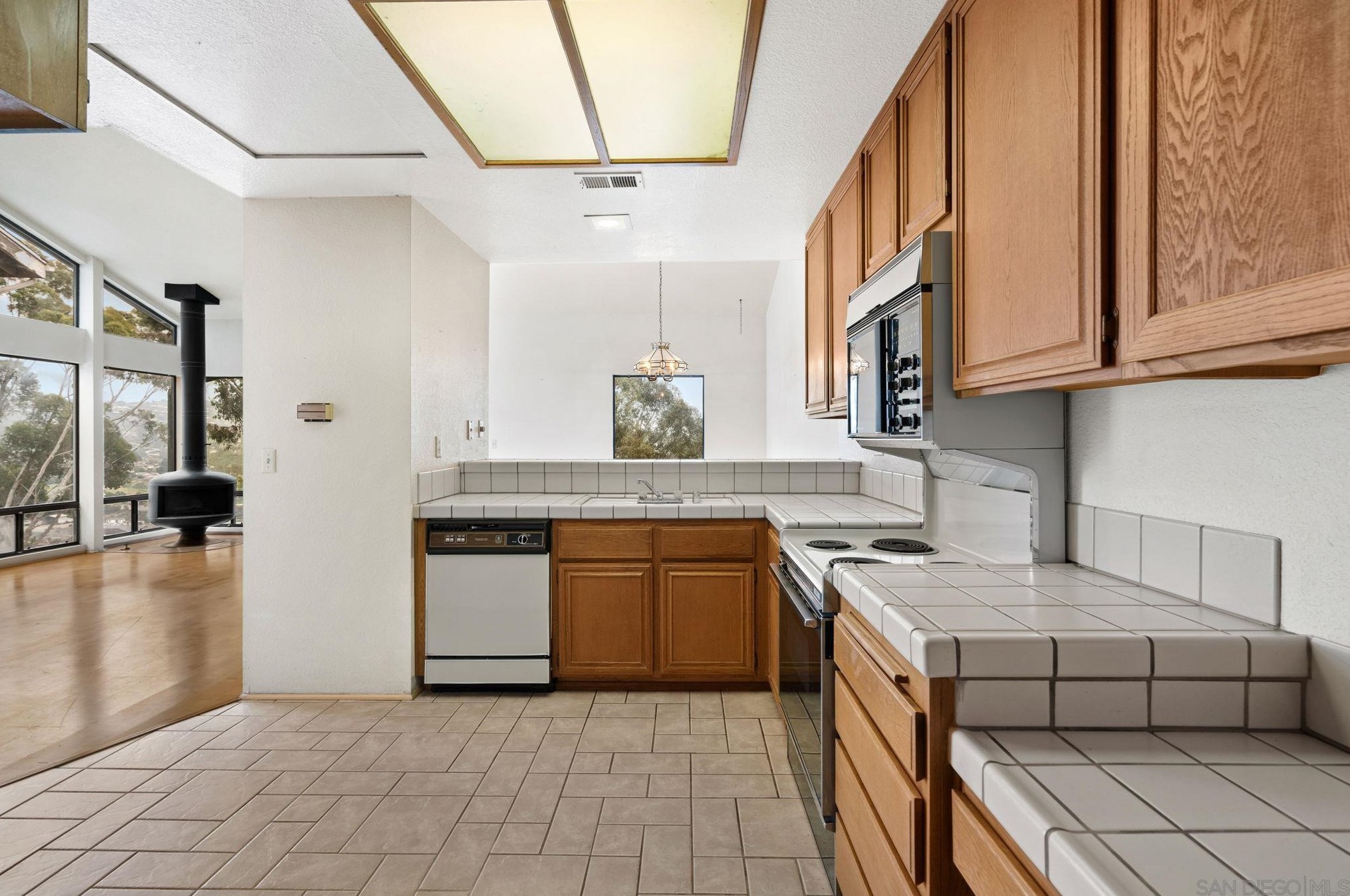 11439 Cascada Way, San Diego CA 92124-2880 exterior