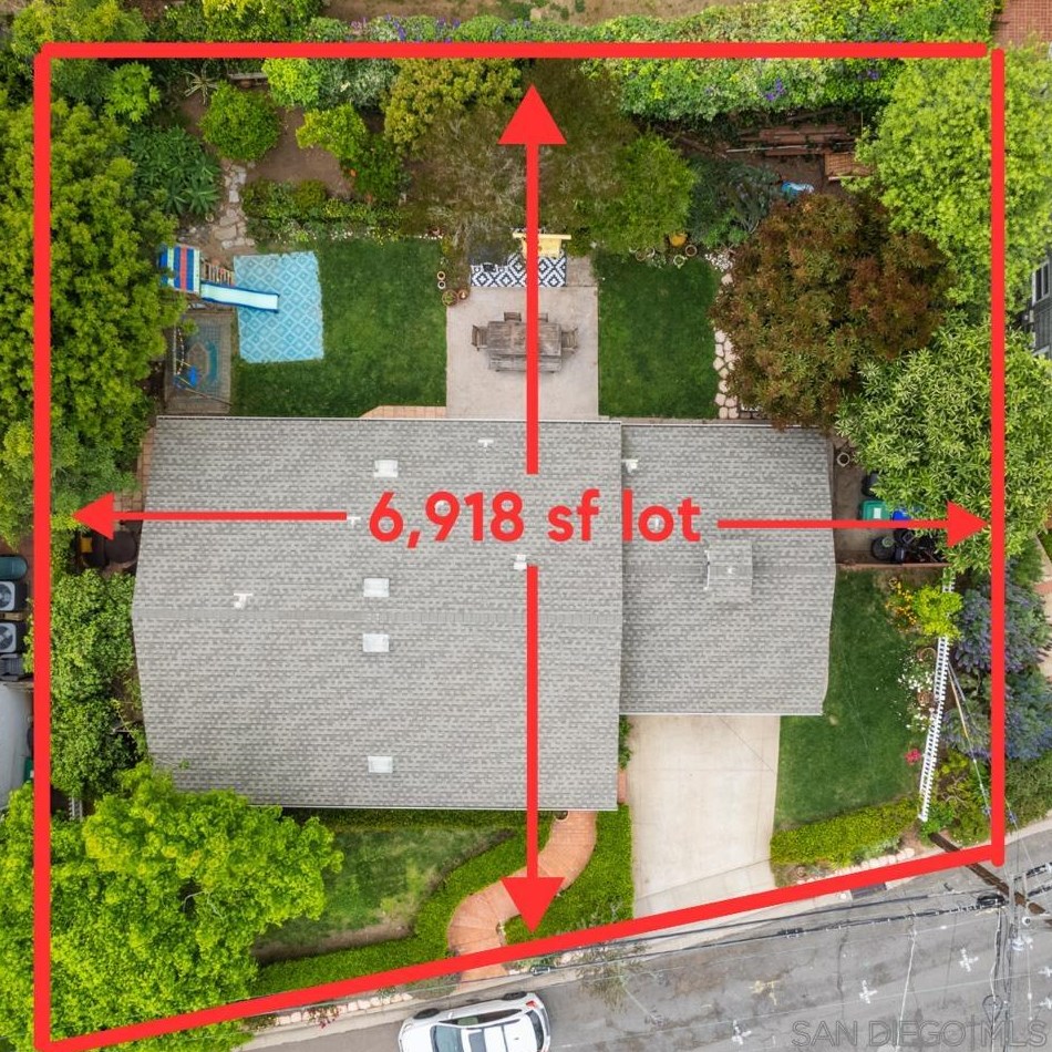 840 Tarento Dr, San Diego CA  92106-2826 exterior