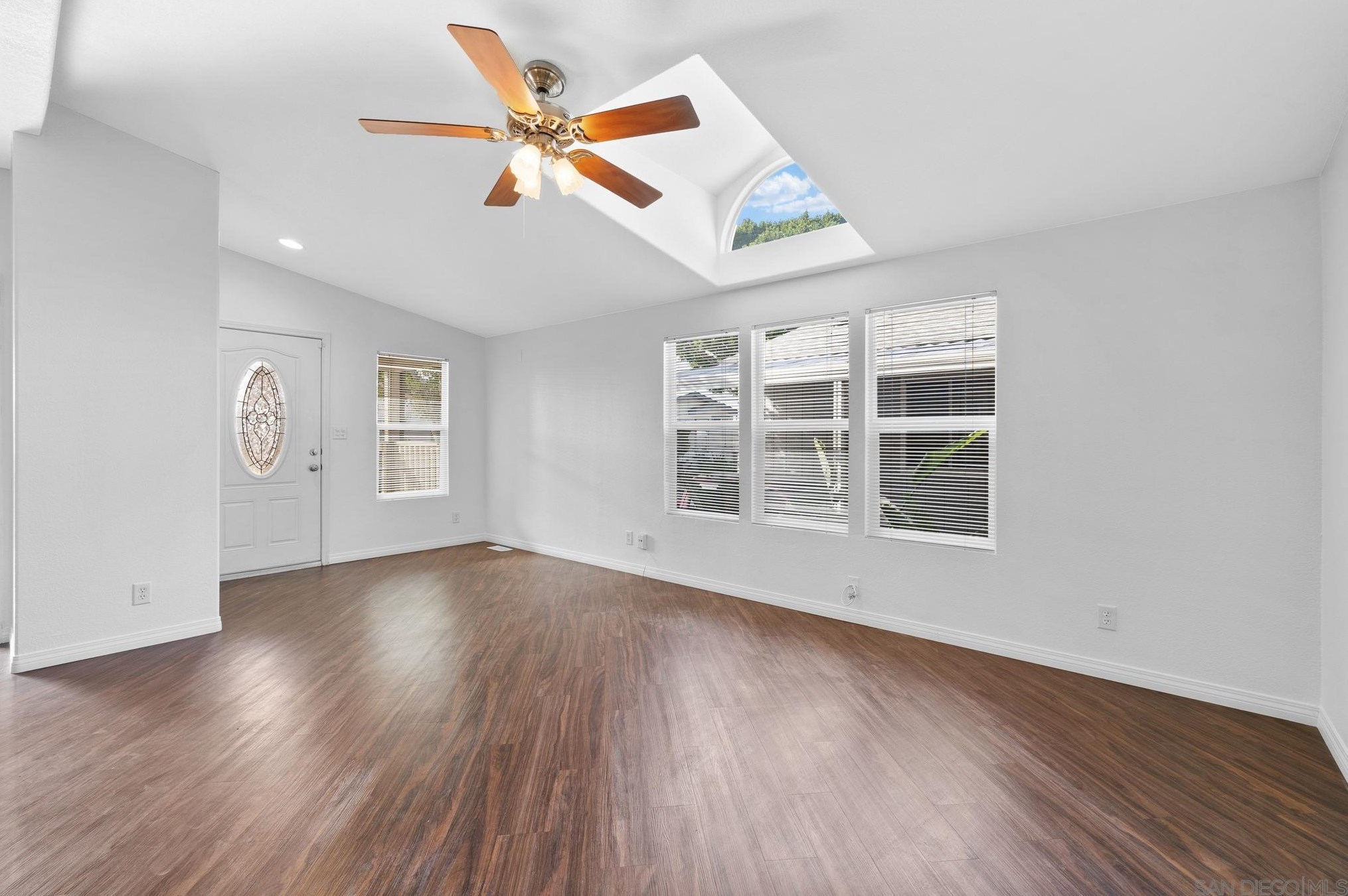 4844 Old Cliffs Rd, San Diego CA  92120-1142 exterior