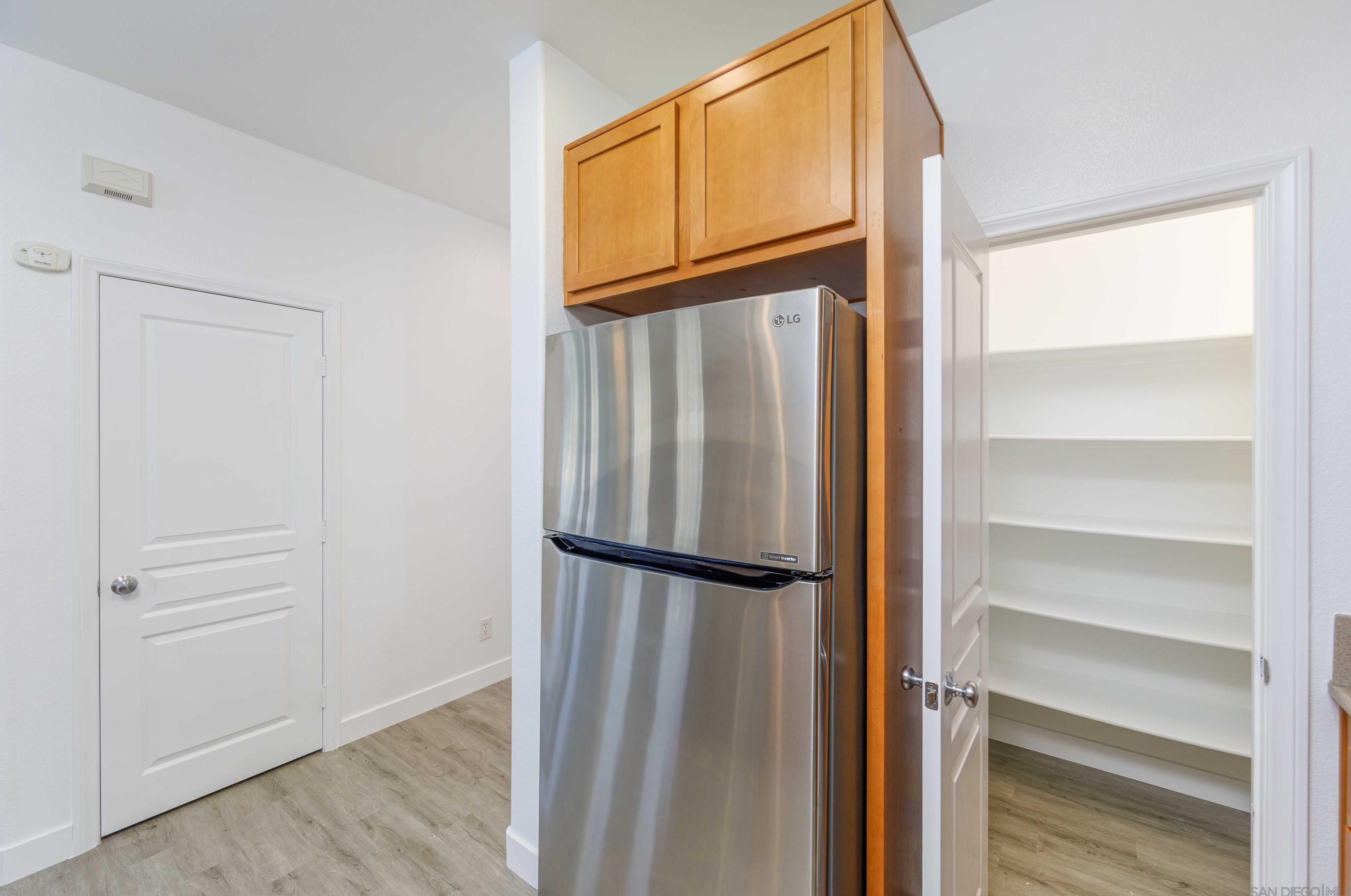 227 Calle Del Sol, Vista CA  92083-3624 exterior