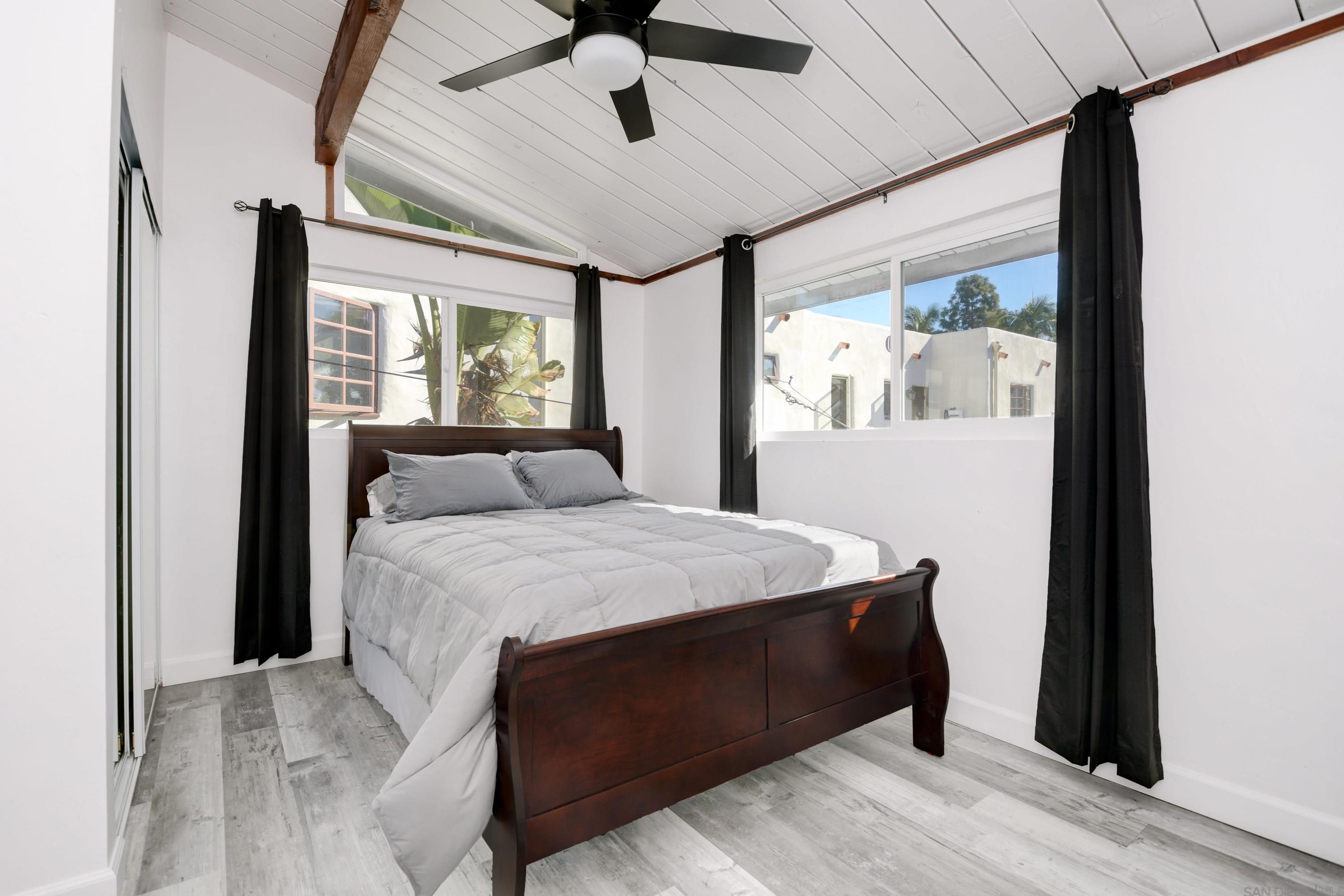 870 D Ave, San Diego CA 92118-1759 exterior