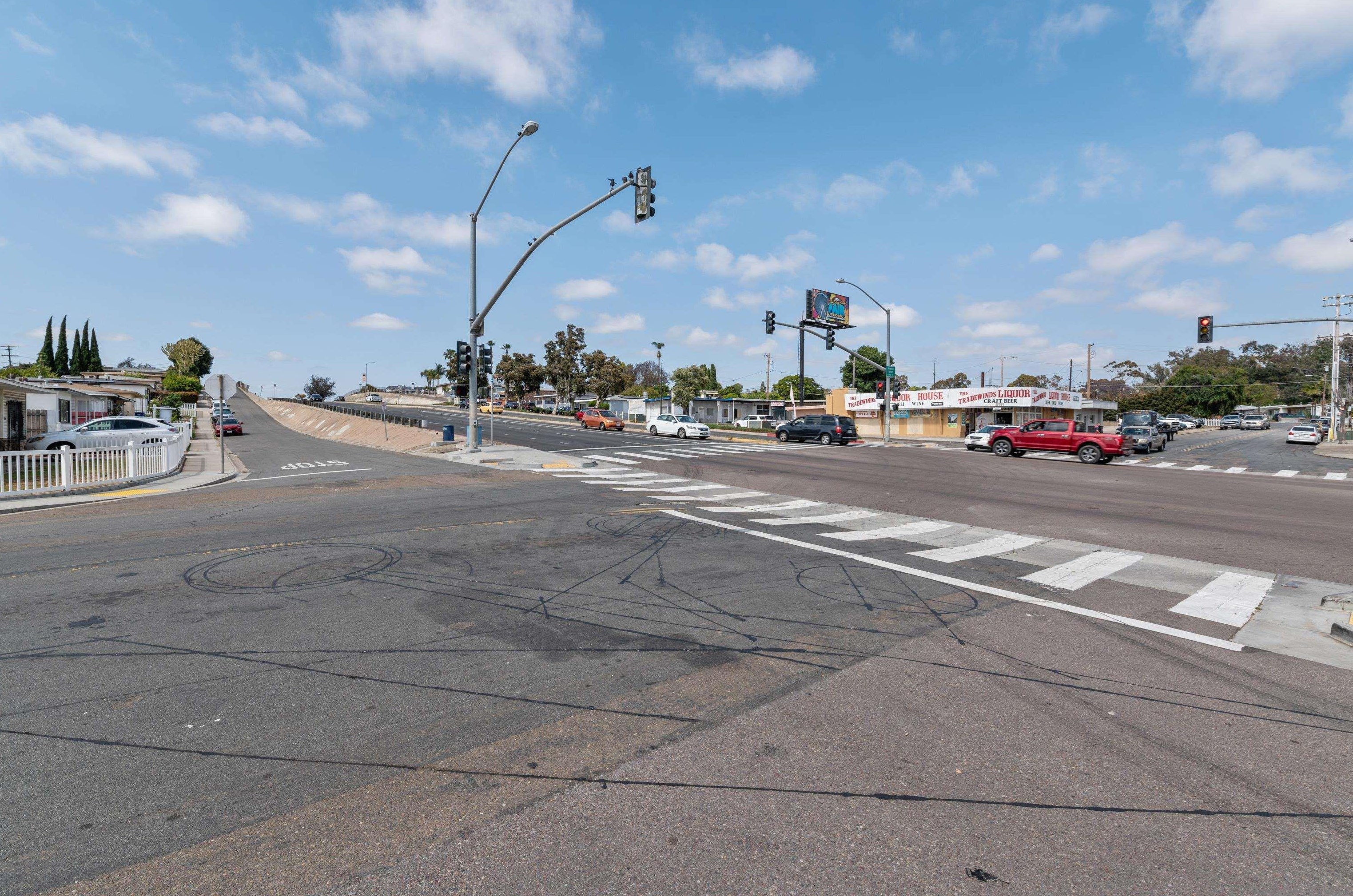 3116 54 St, San Diego CA 92105-3704 exterior