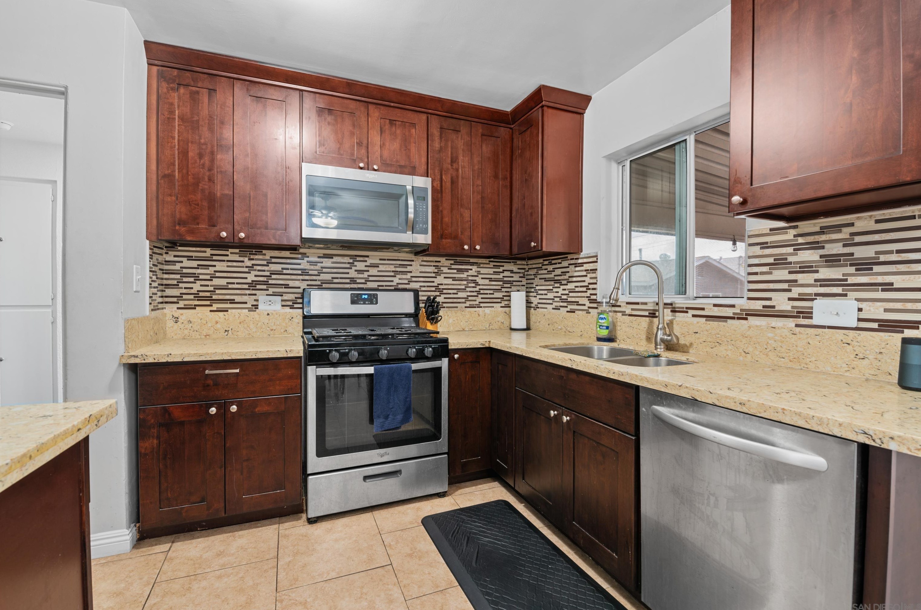 3116 54 St, San Diego CA 92105-3704 exterior