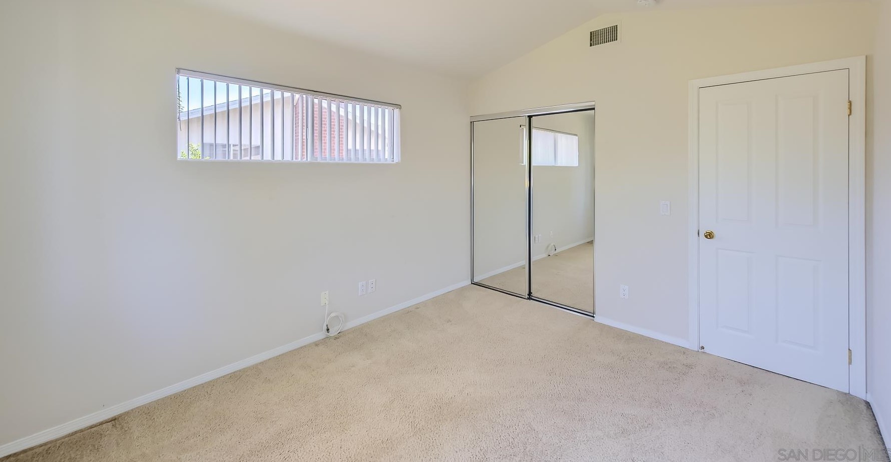 5482 Brunswick Ave, San Diego CA 92120-1903 exterior