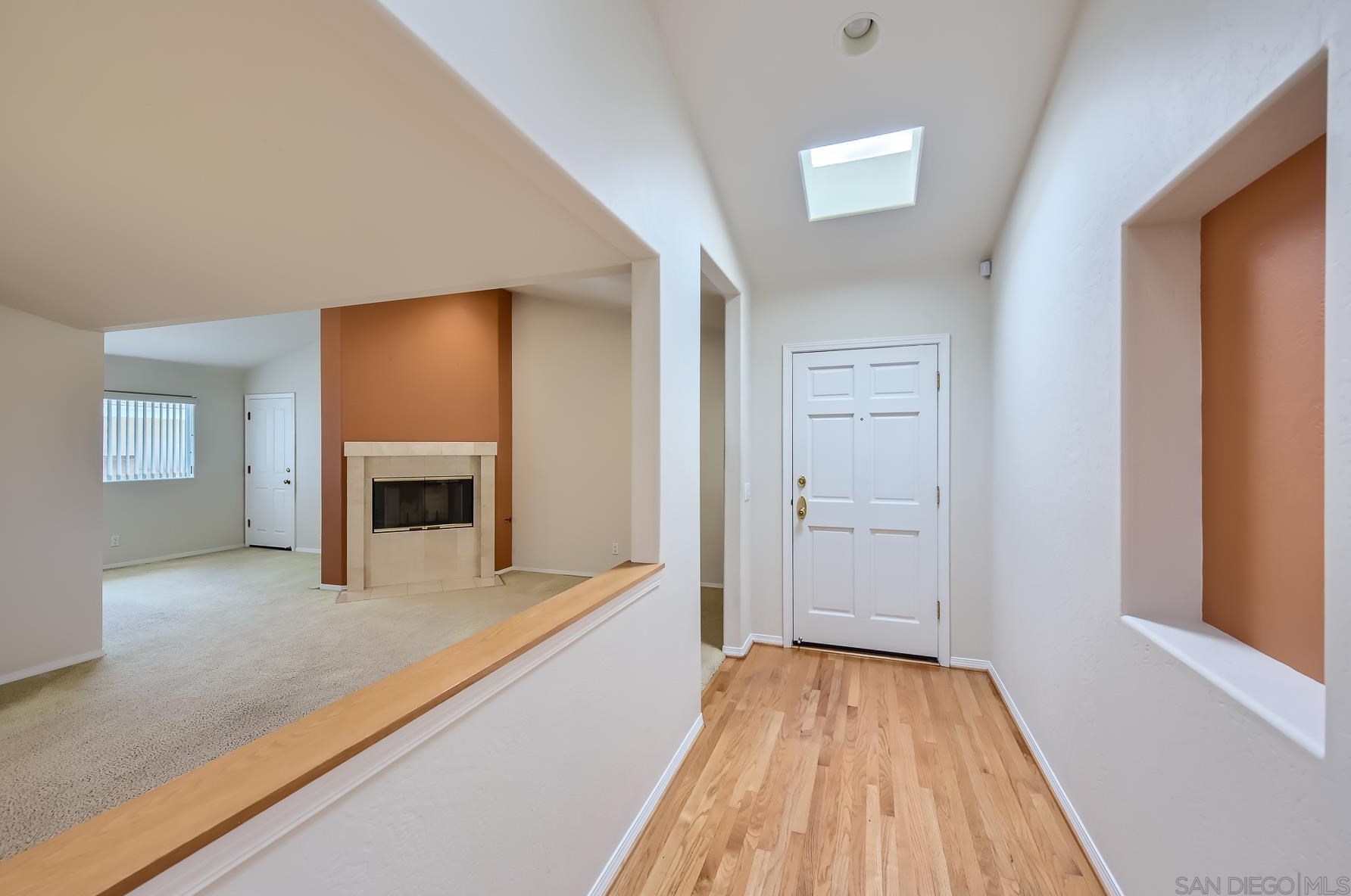 5482 Brunswick Ave, San Diego CA 92120-1903 exterior