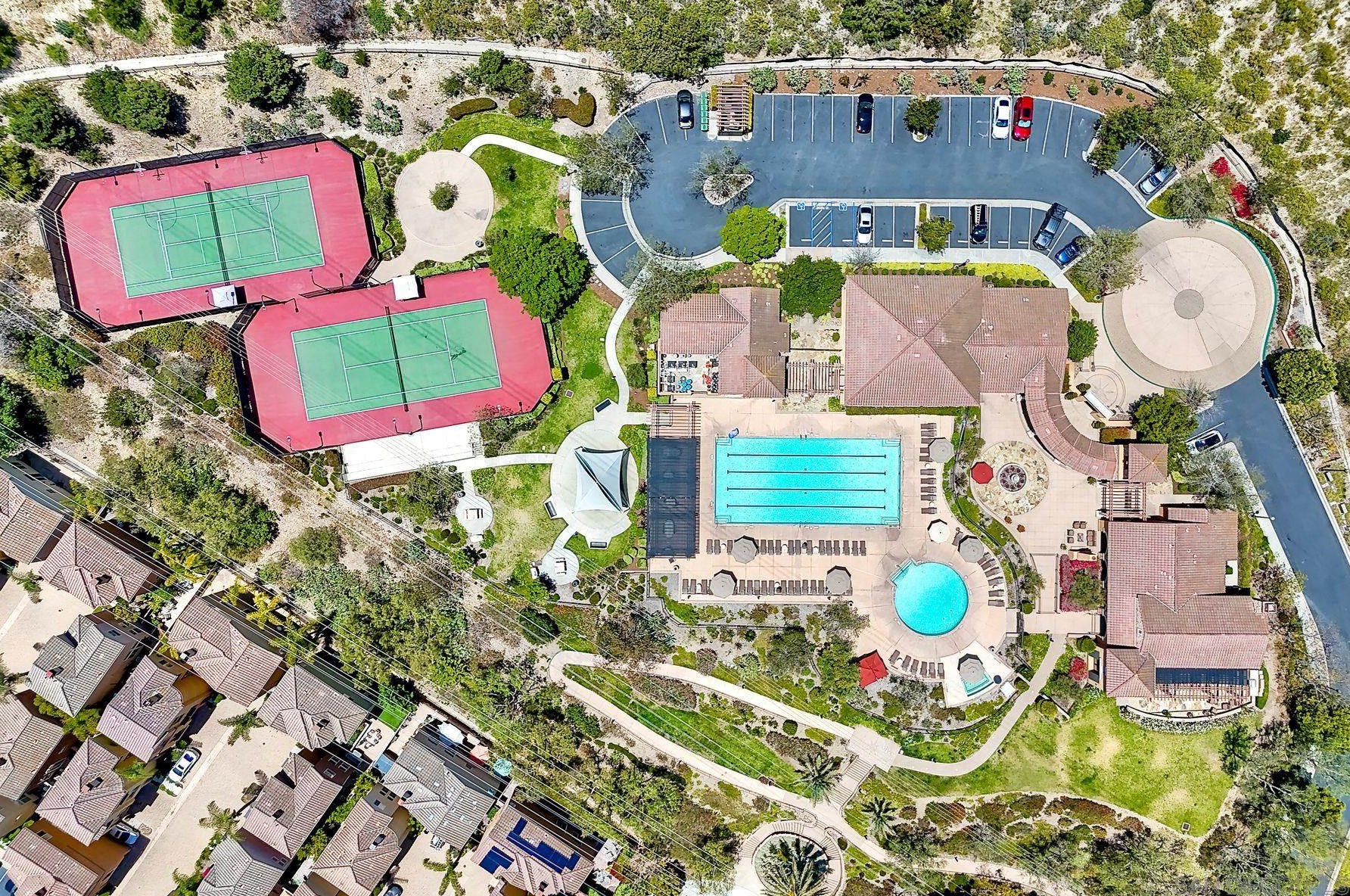 2841 Piantino Cir, San Diego CA  92108-4762 exterior