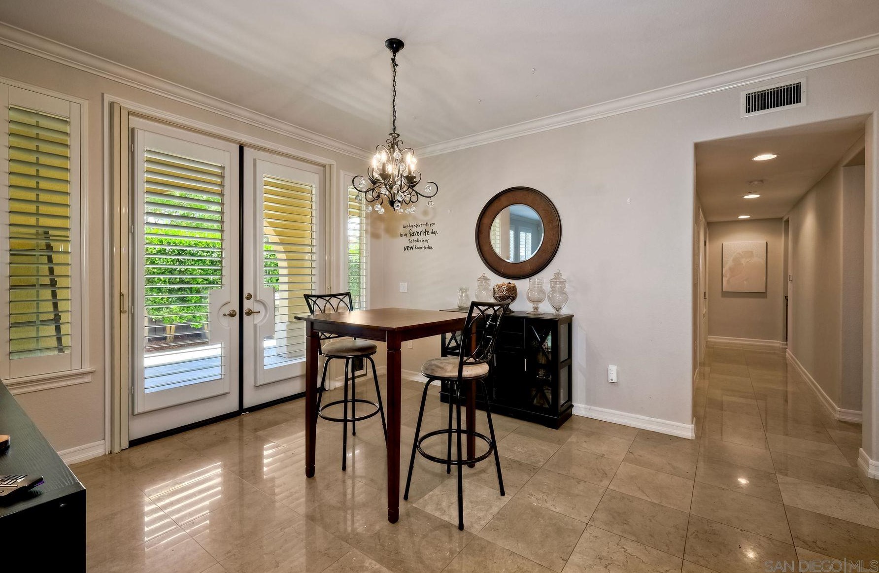 2841 Piantino Cir, San Diego CA  92108-4762 exterior