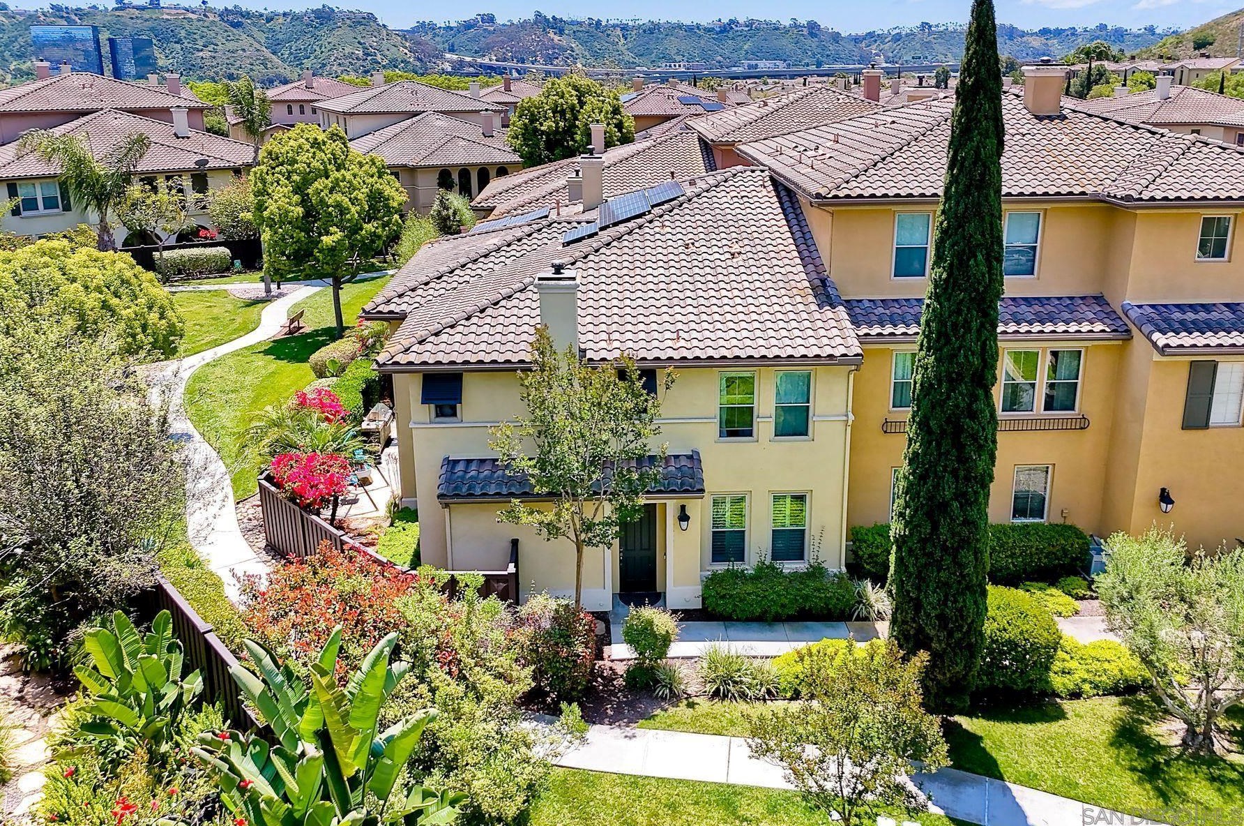 2841 Piantino Cir, San Diego CA  92108-4762 exterior