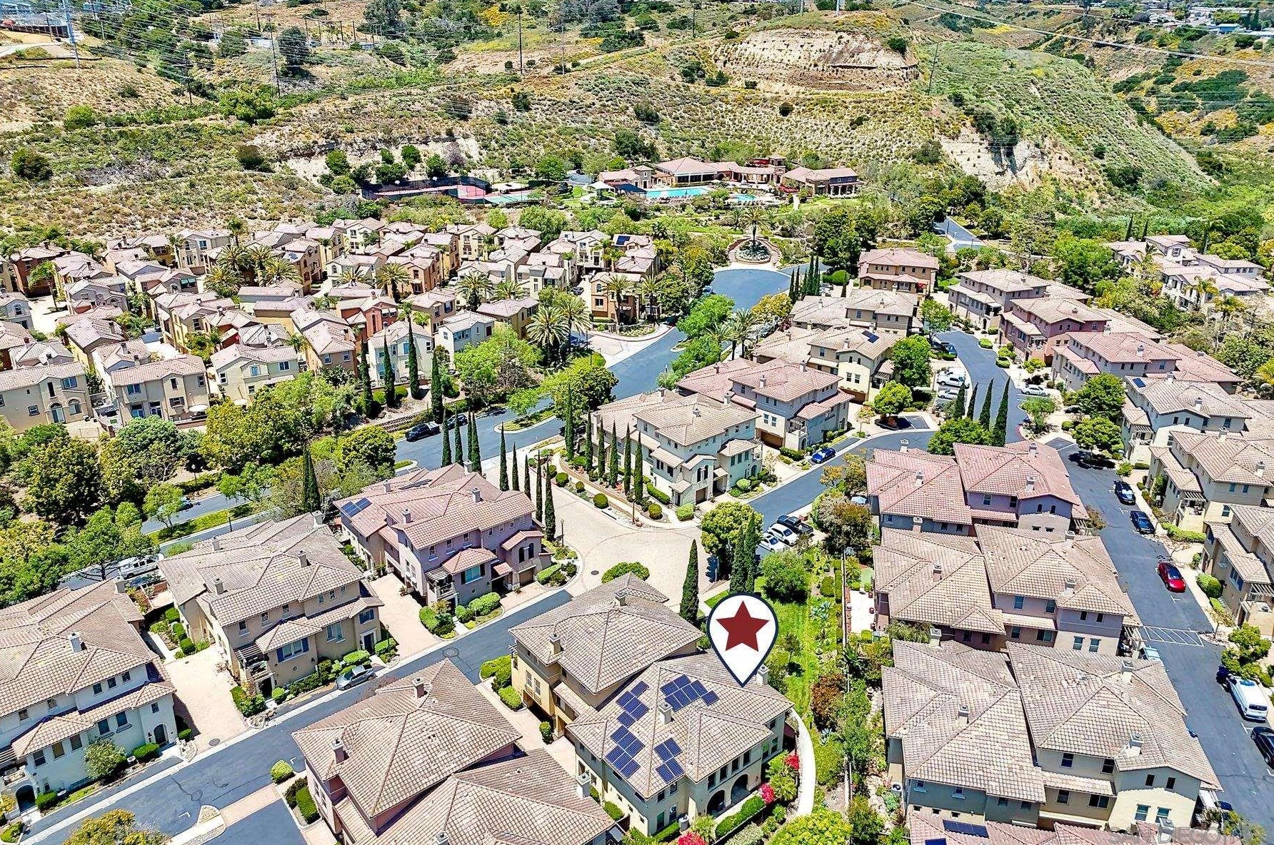 2841 Piantino Cir, San Diego CA  92108-4762 exterior