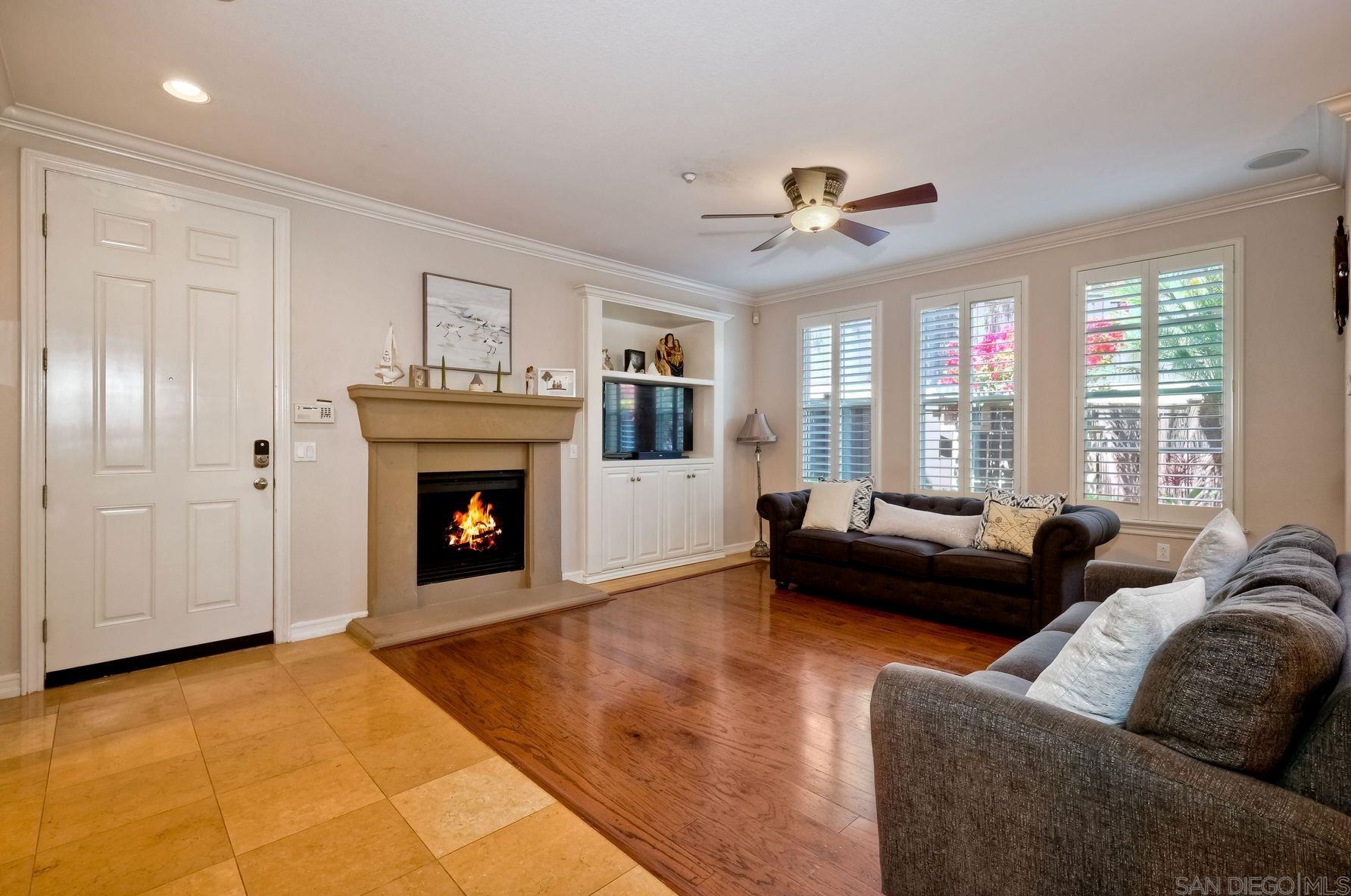 2841 Piantino Cir, San Diego CA  92108-4762 exterior