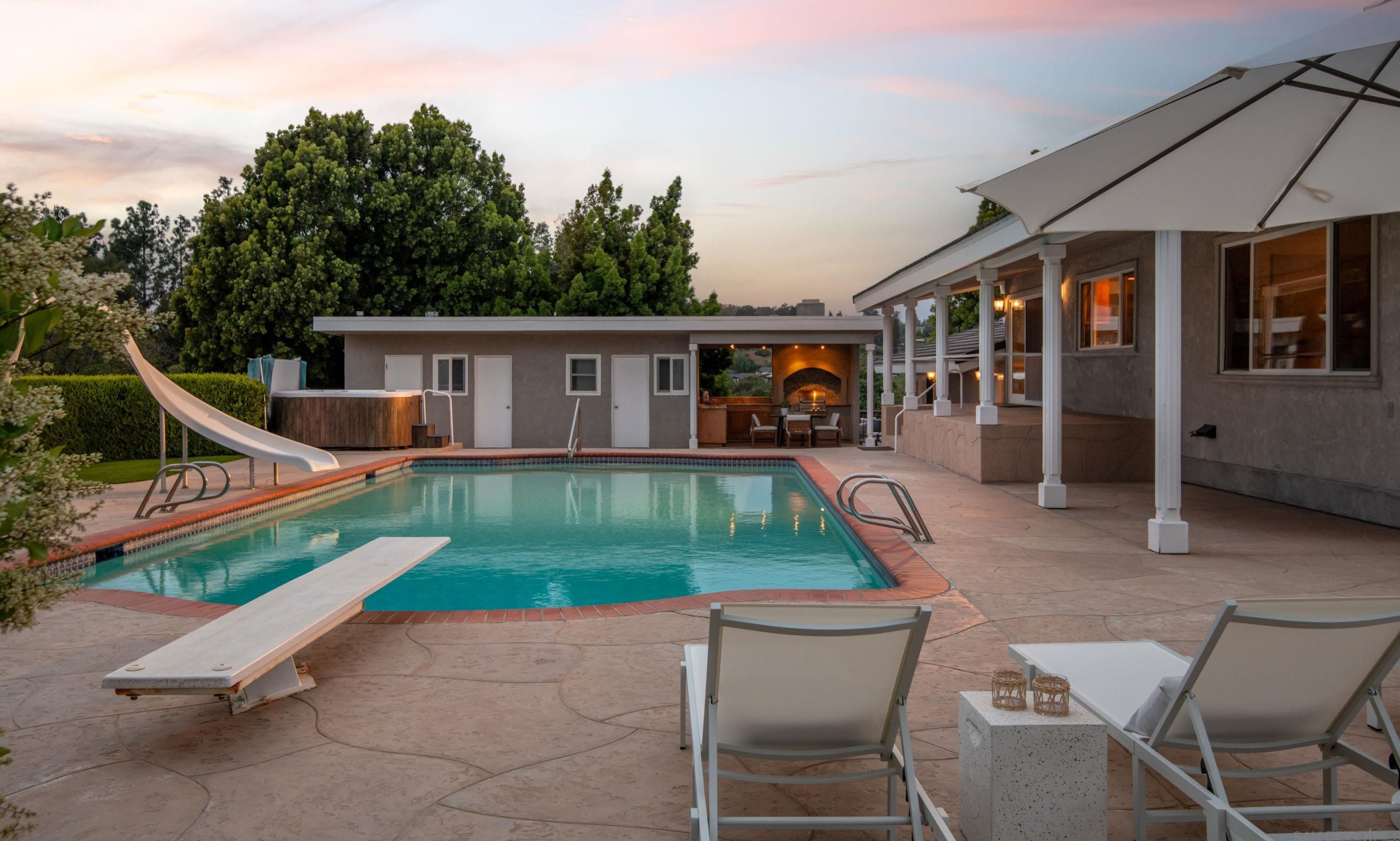 4650 La Rueda Dr, La Mesa CA 91941-5749 exterior