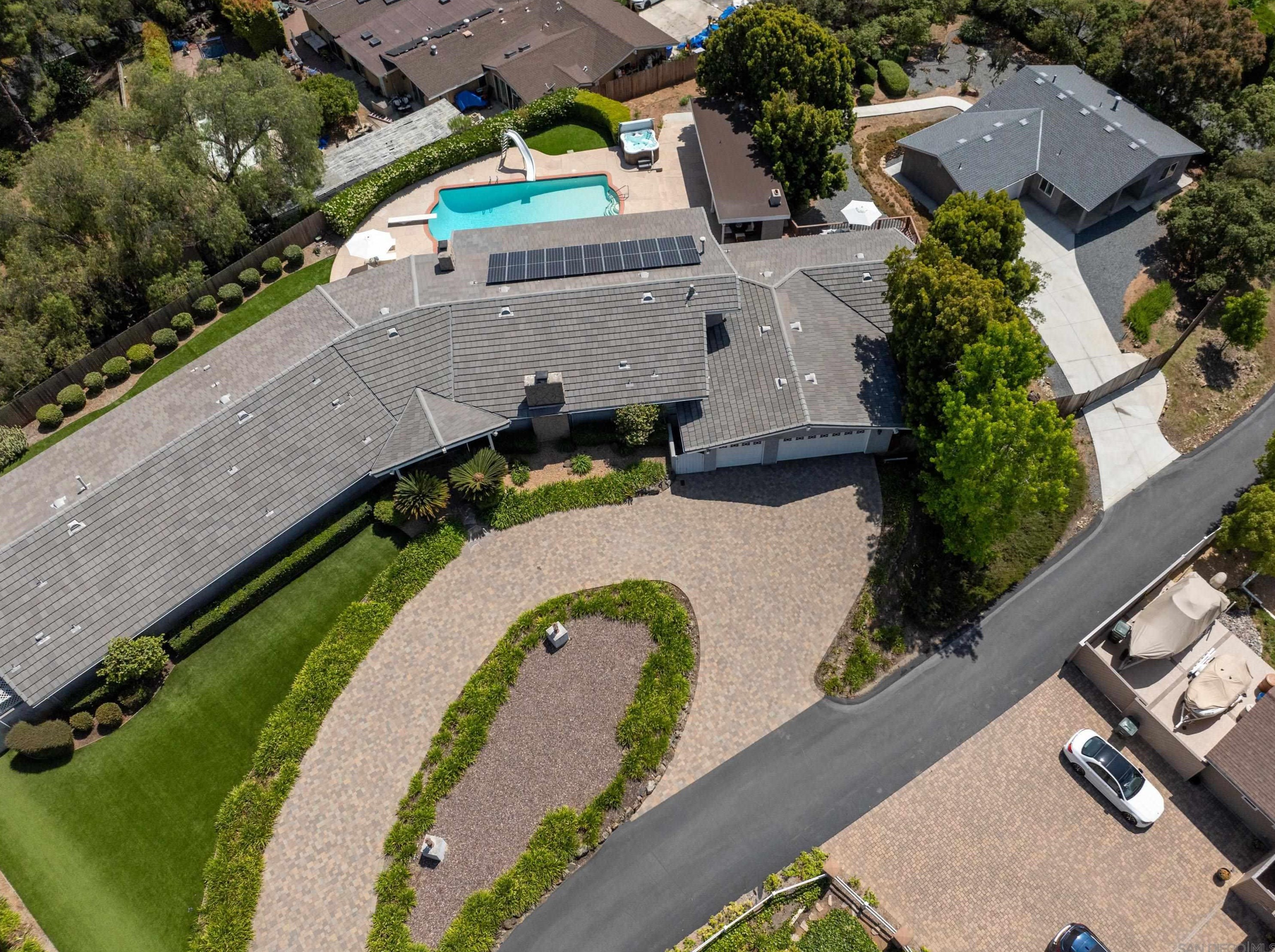 4650 La Rueda Dr, La Mesa CA 91941-5749 exterior