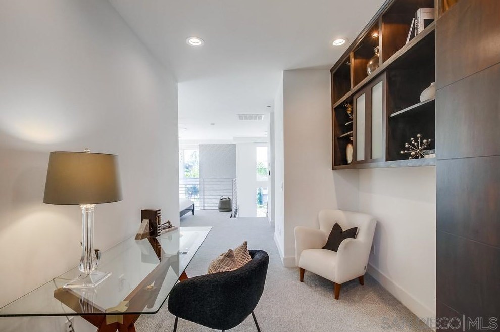 7894 Civita Blvd, San Diego CA 92108-5123 exterior