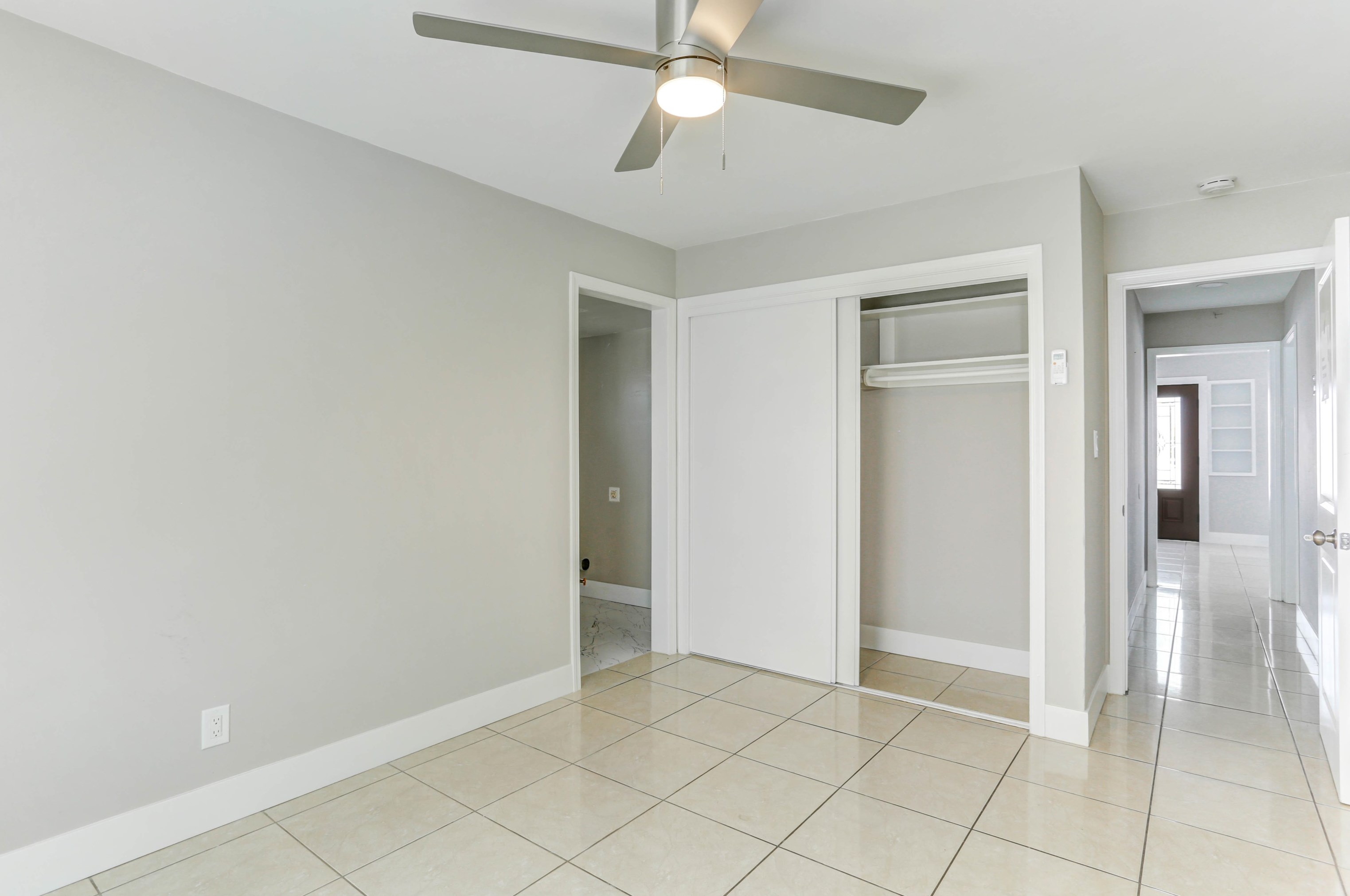 4778-80 College Ave, San Diego CA  92115-3905 exterior