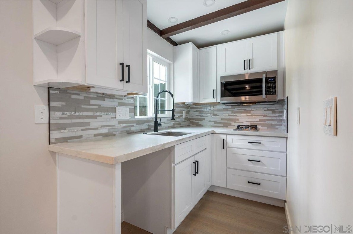 6665 Amherst St, San Diego CA 92115-2906 exterior