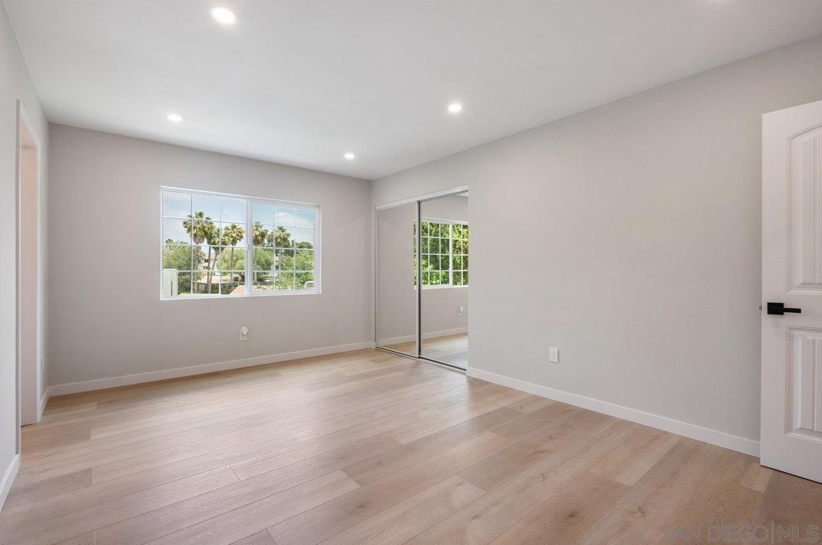 6665 Amherst St, San Diego CA 92115-2906 exterior