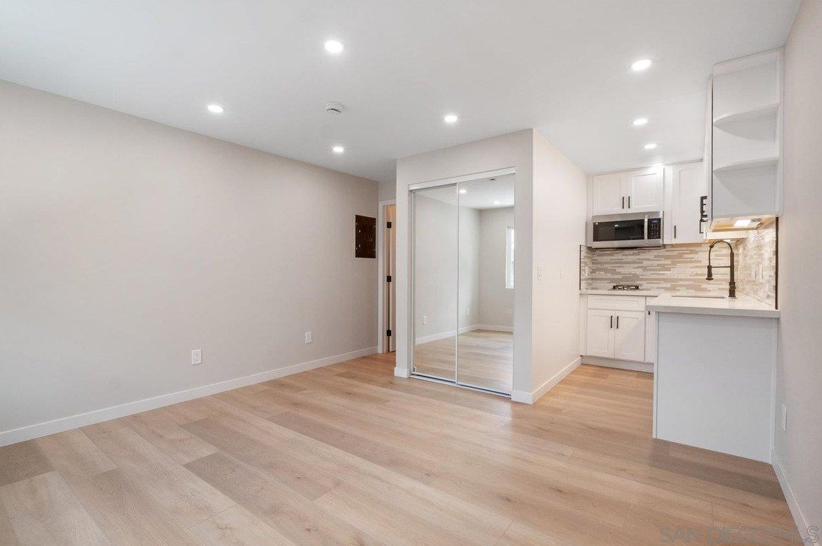 6665 Amherst St, San Diego CA 92115-2906 exterior