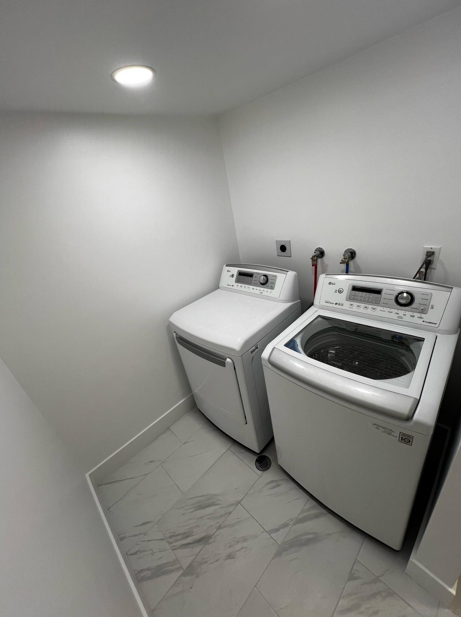 16304 Avenida Nobleza, San Diego CA 92128-3210 exterior