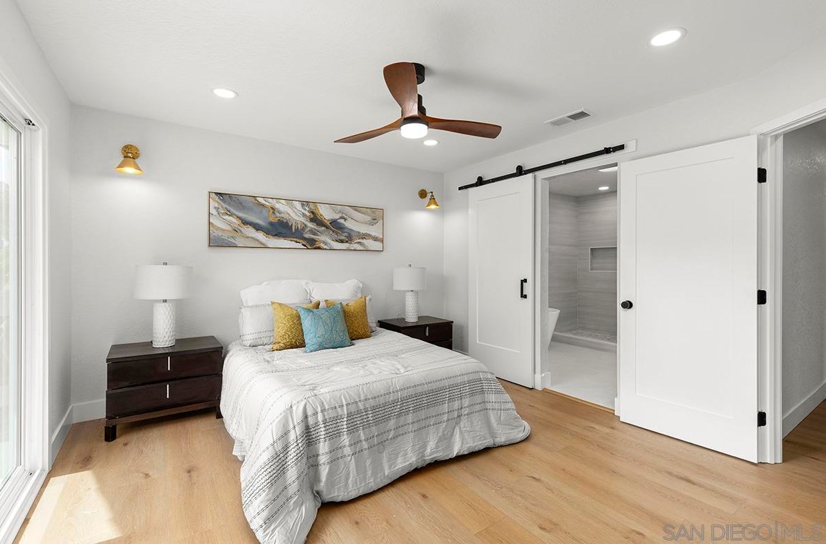 1283 Eolus Ave, Encinitas CA 92024-2186 exterior