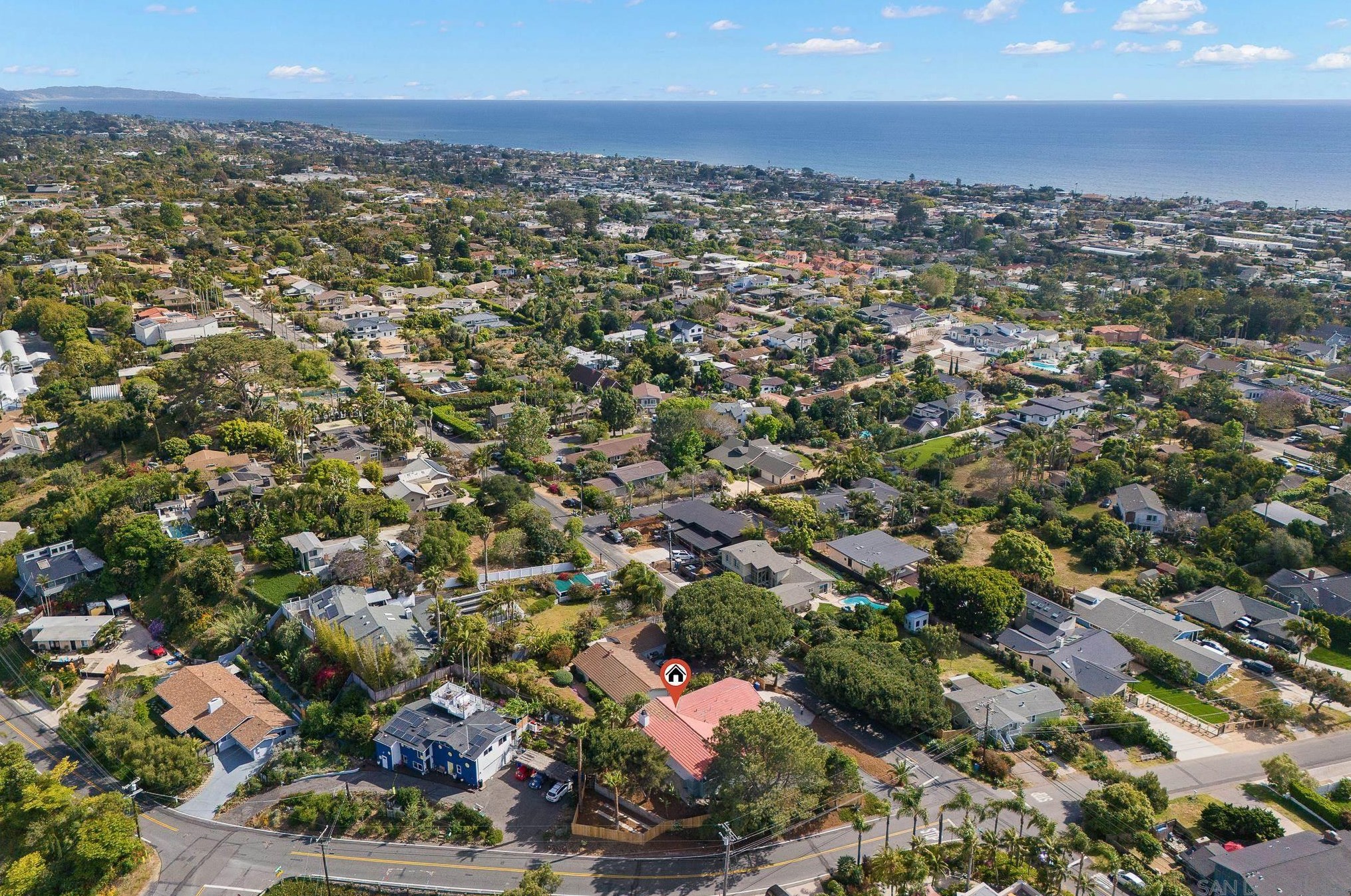 1283 Eolus Ave, Encinitas CA 92024-2186 exterior