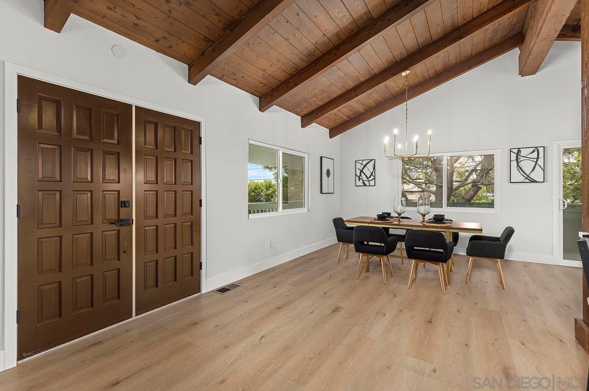 1283 Eolus Ave, Encinitas CA 92024-2186 exterior