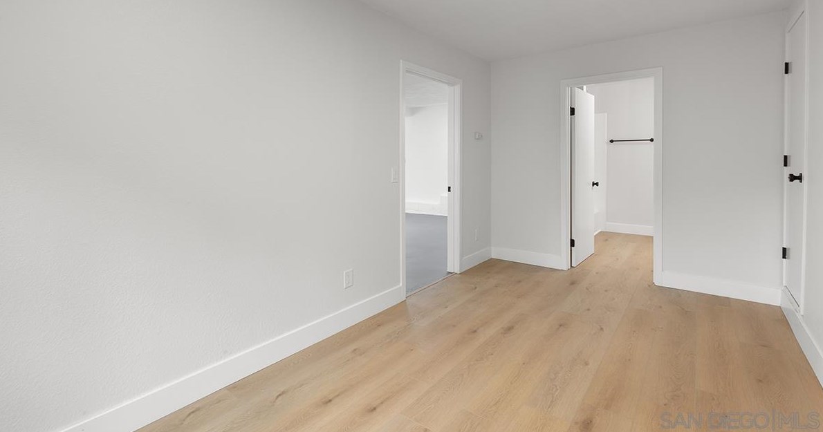 1283 Eolus Ave, Encinitas CA 92024-2186 exterior