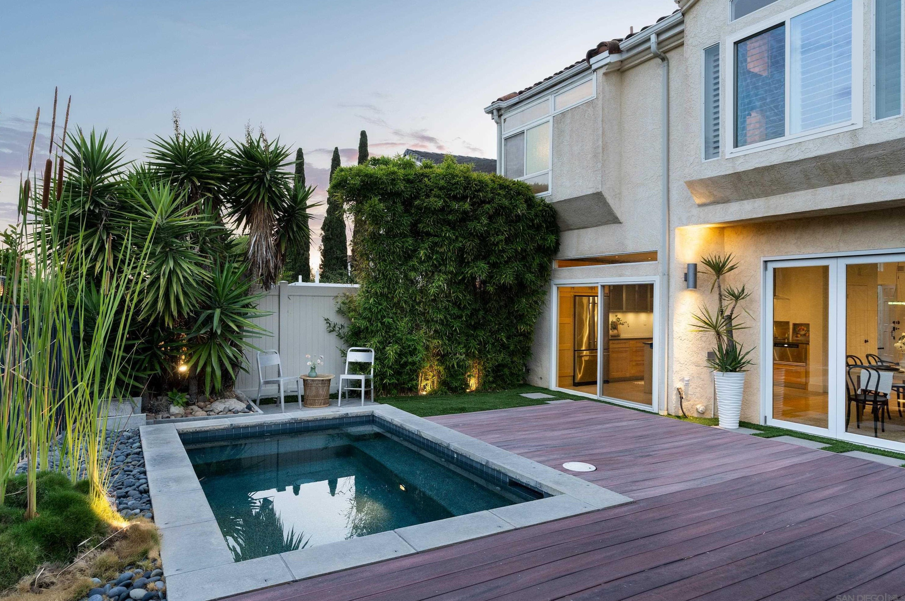 5477 Camino Playa Malaga, San Diego CA 92124-4124 exterior