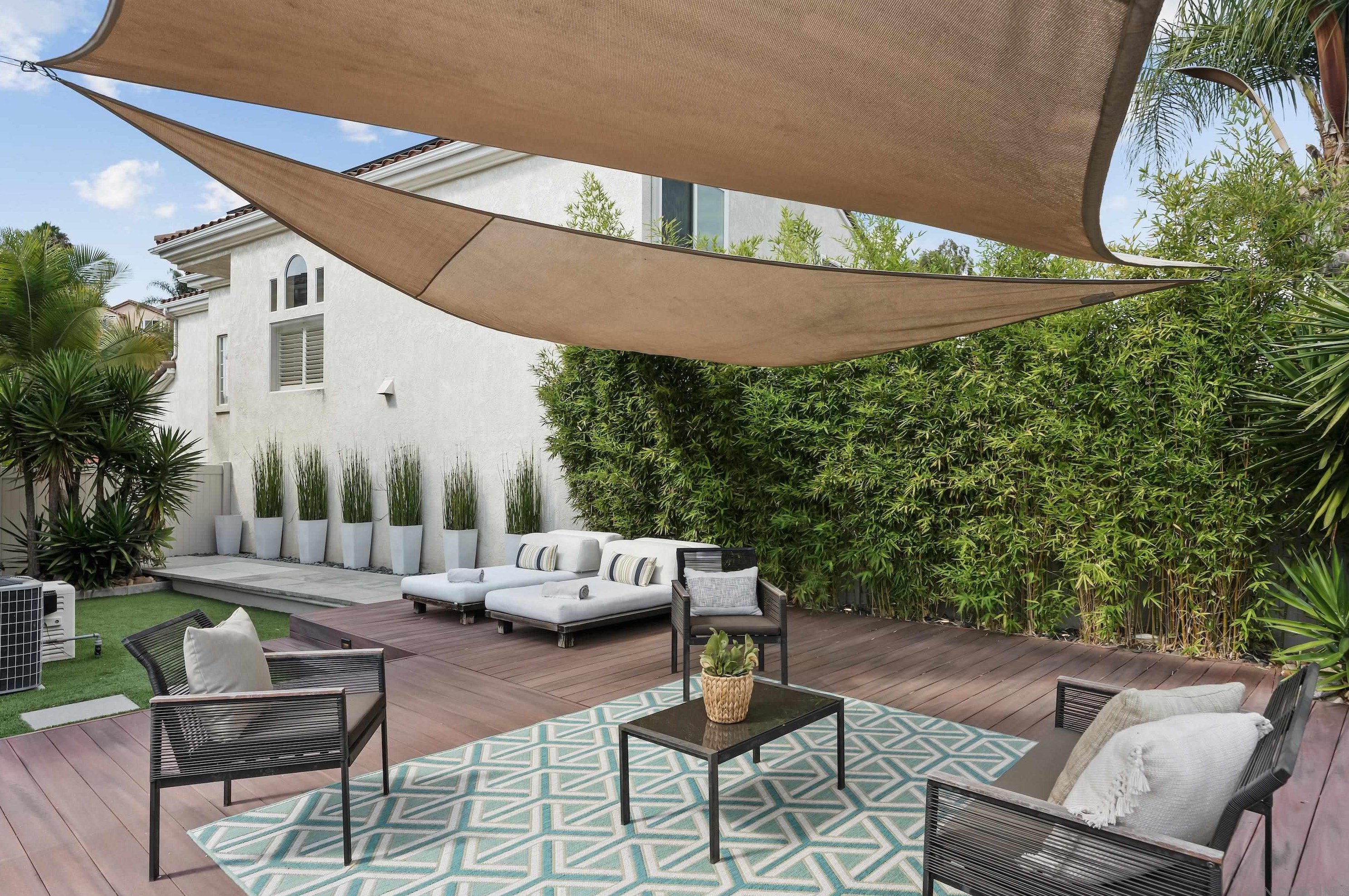 5477 Camino Playa Malaga, San Diego CA 92124-4124 exterior