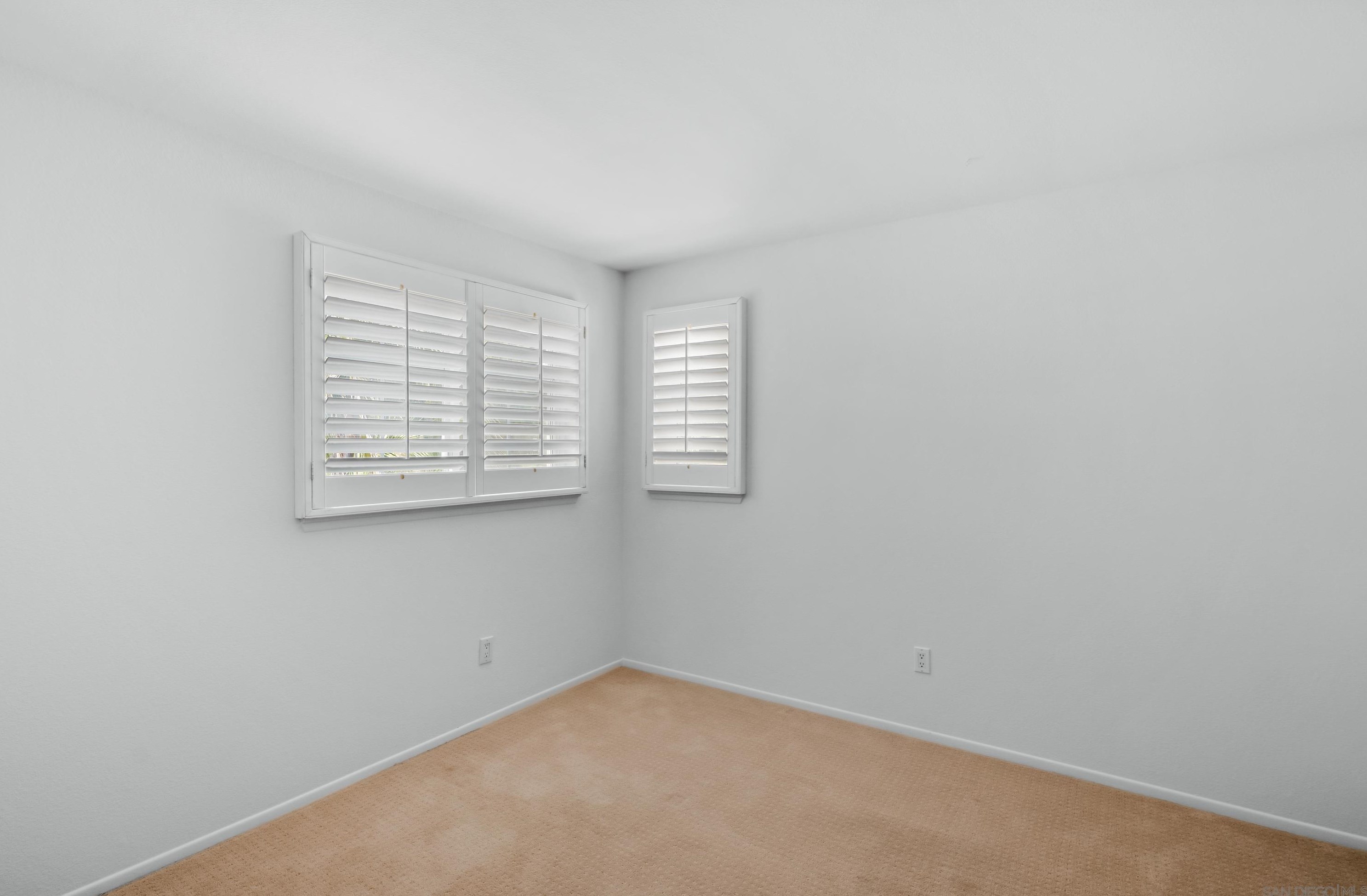 5477 Camino Playa Malaga, San Diego CA 92124-4124 exterior