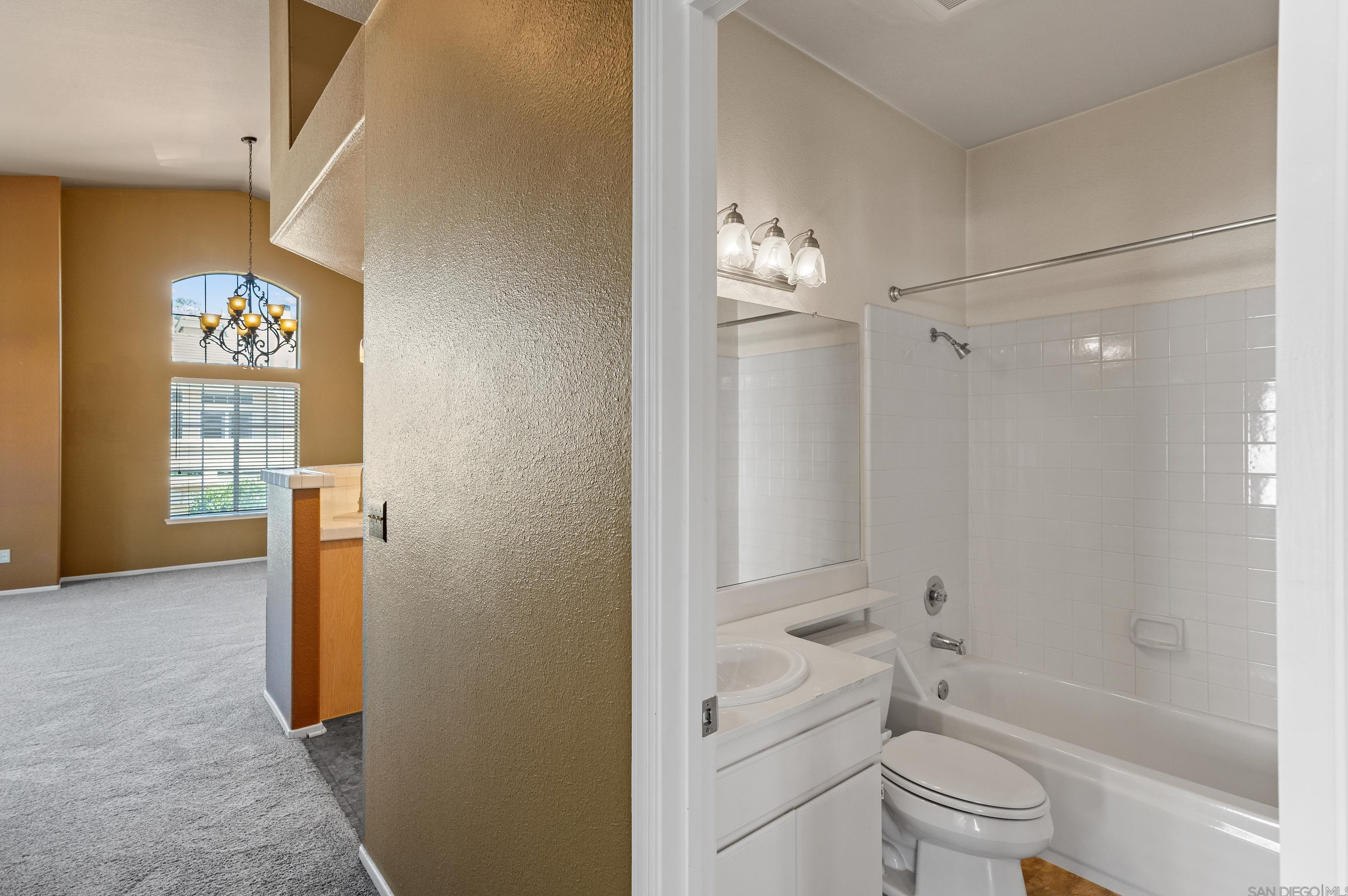 11311 Provencal Pl, San Diego CA  92128-3672 exterior