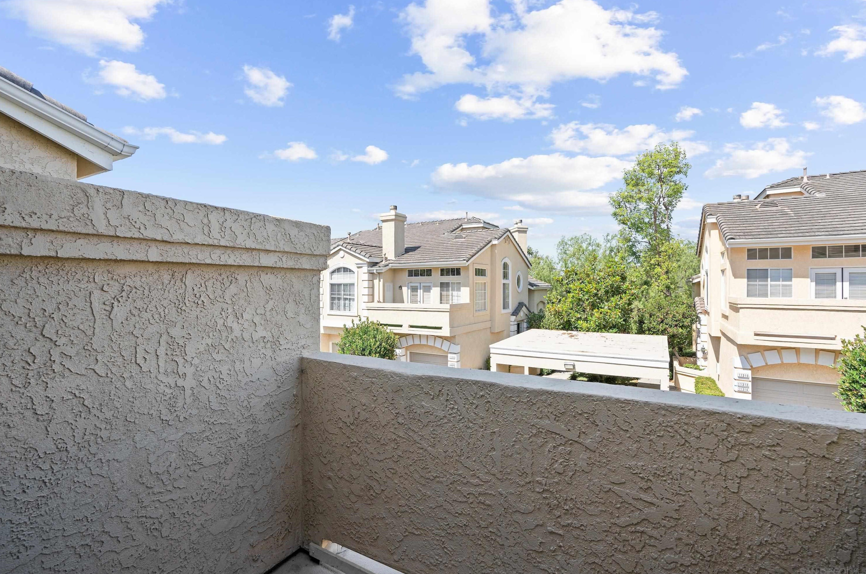 11311 Provencal Pl, San Diego CA  92128-3672 exterior