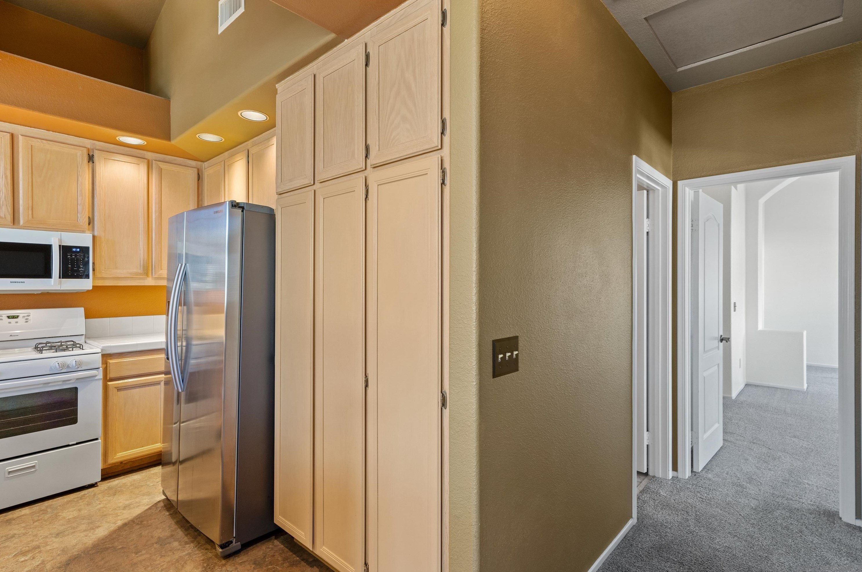 11311 Provencal Pl, San Diego CA  92128-3672 exterior