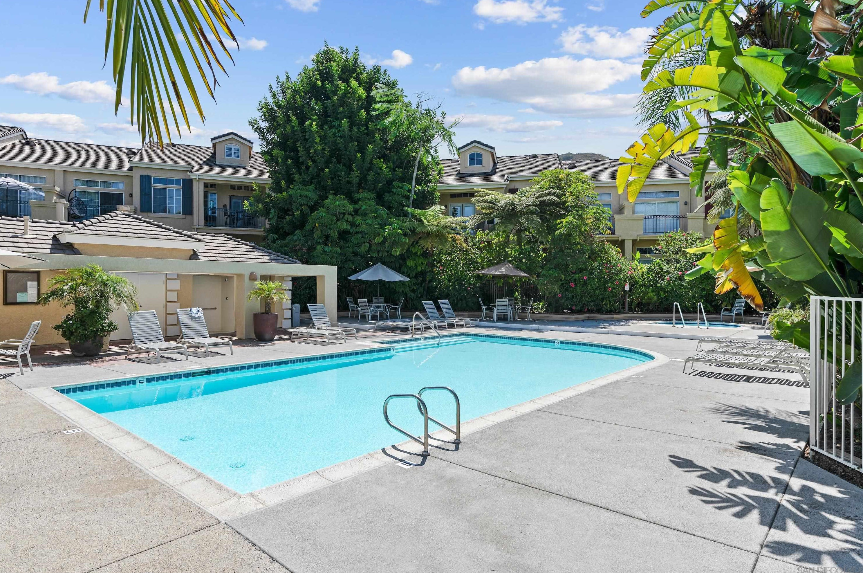 11311 Provencal Pl, San Diego CA  92128-3672 exterior