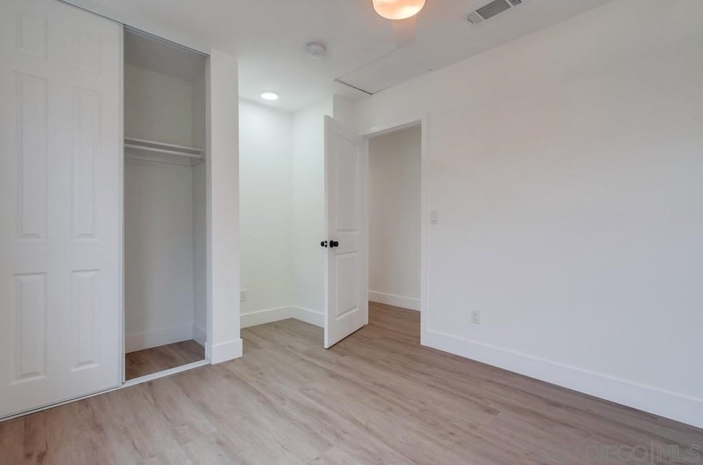 10190 Drumcliff Ave, San Diego CA 92126-3632 exterior