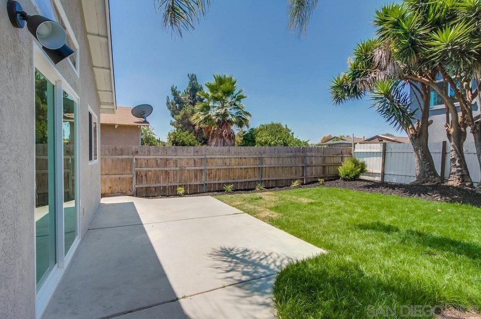 10190 Drumcliff Ave, San Diego CA 92126-3632 exterior