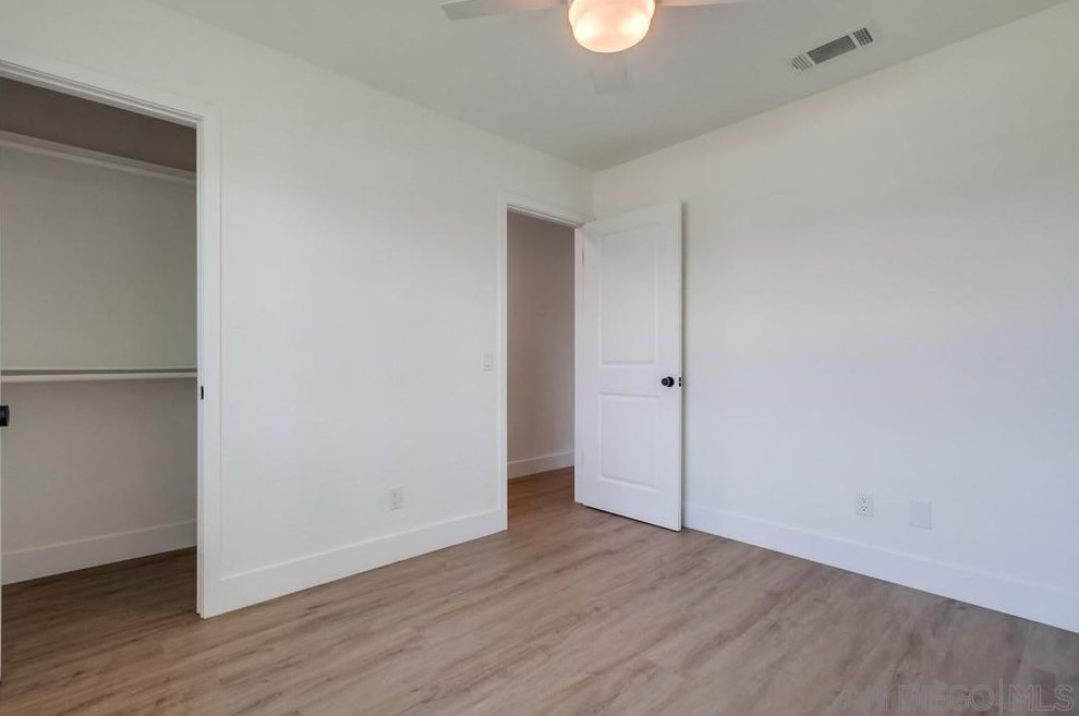 10190 Drumcliff Ave, San Diego CA 92126-3632 exterior