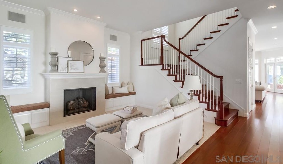 541 Margarita Ave, San Diego CA 92118-2326 exterior