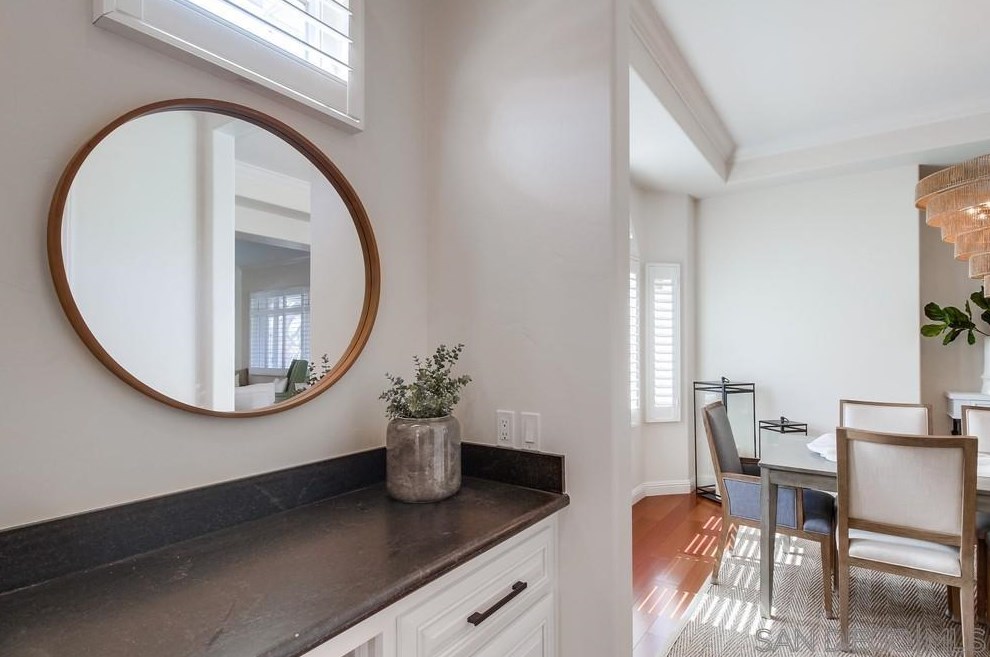 541 Margarita Ave, San Diego CA 92118-2326 exterior