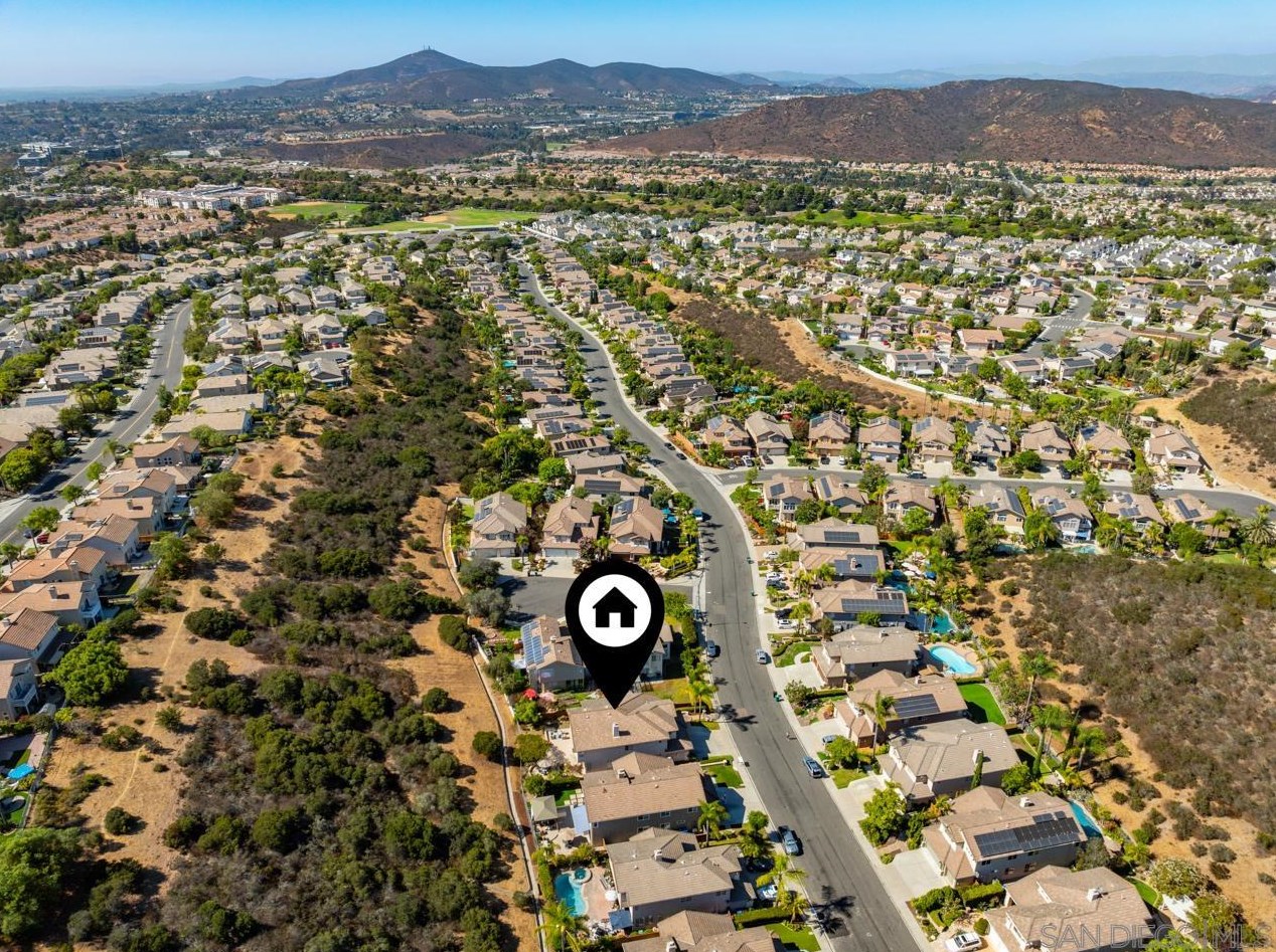 11528 Wills Creek Rd, San Diego CA  92131-3706 exterior